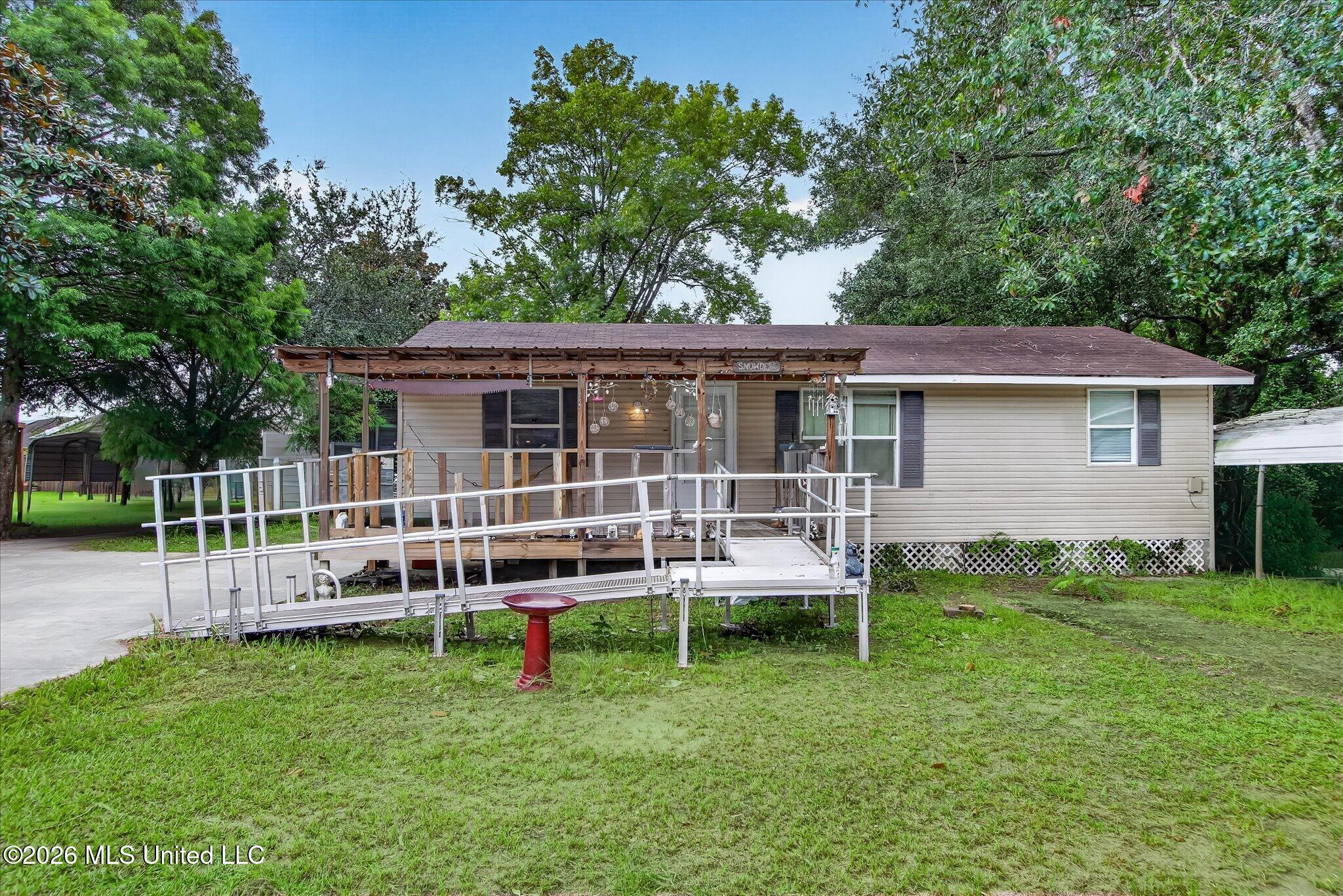 16080 Crestview Drive — photo
