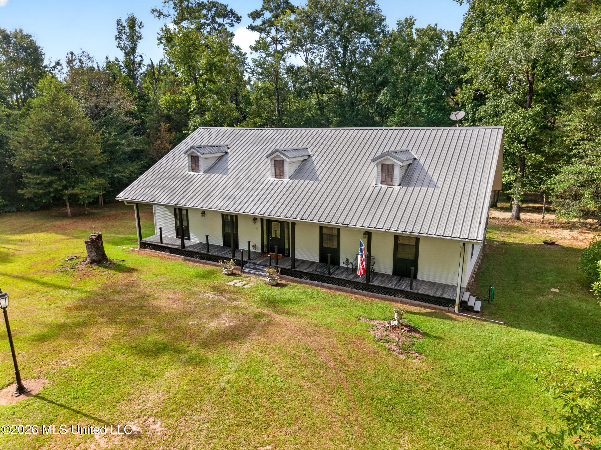 61 Pinetucky Road — photo
