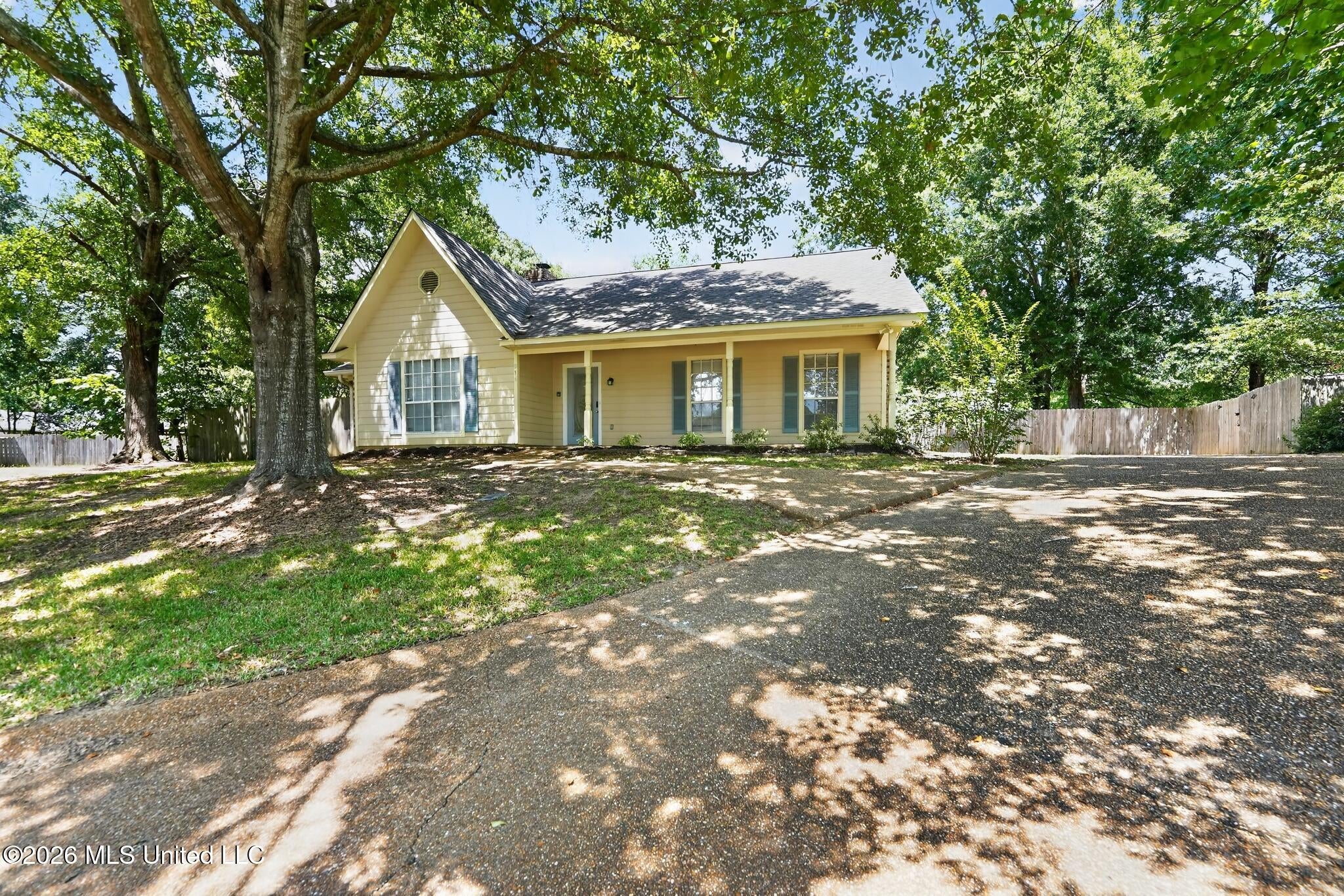 816 Strawberry Pointe — photo