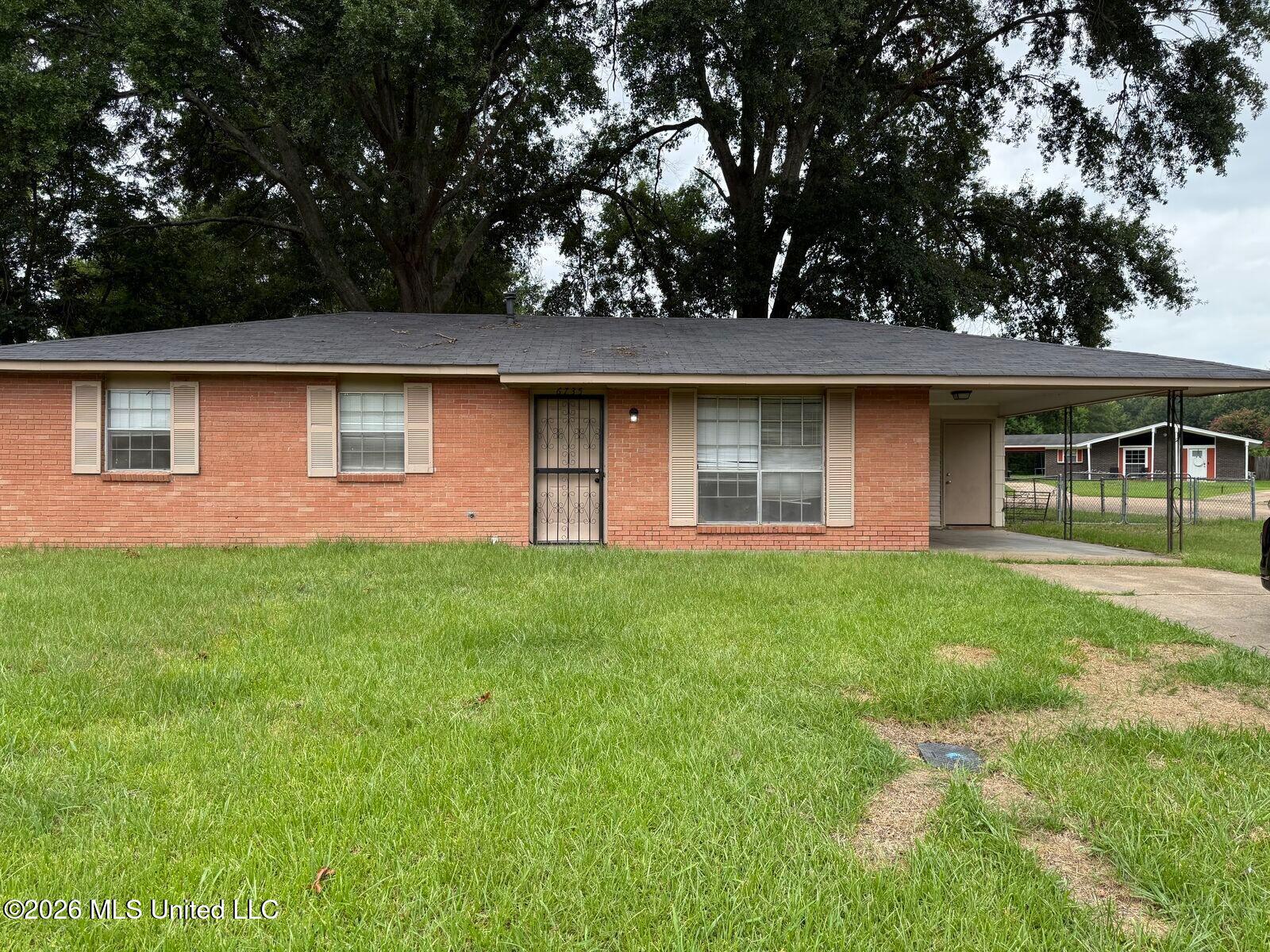 6735 Harry S Truman Drive — photo