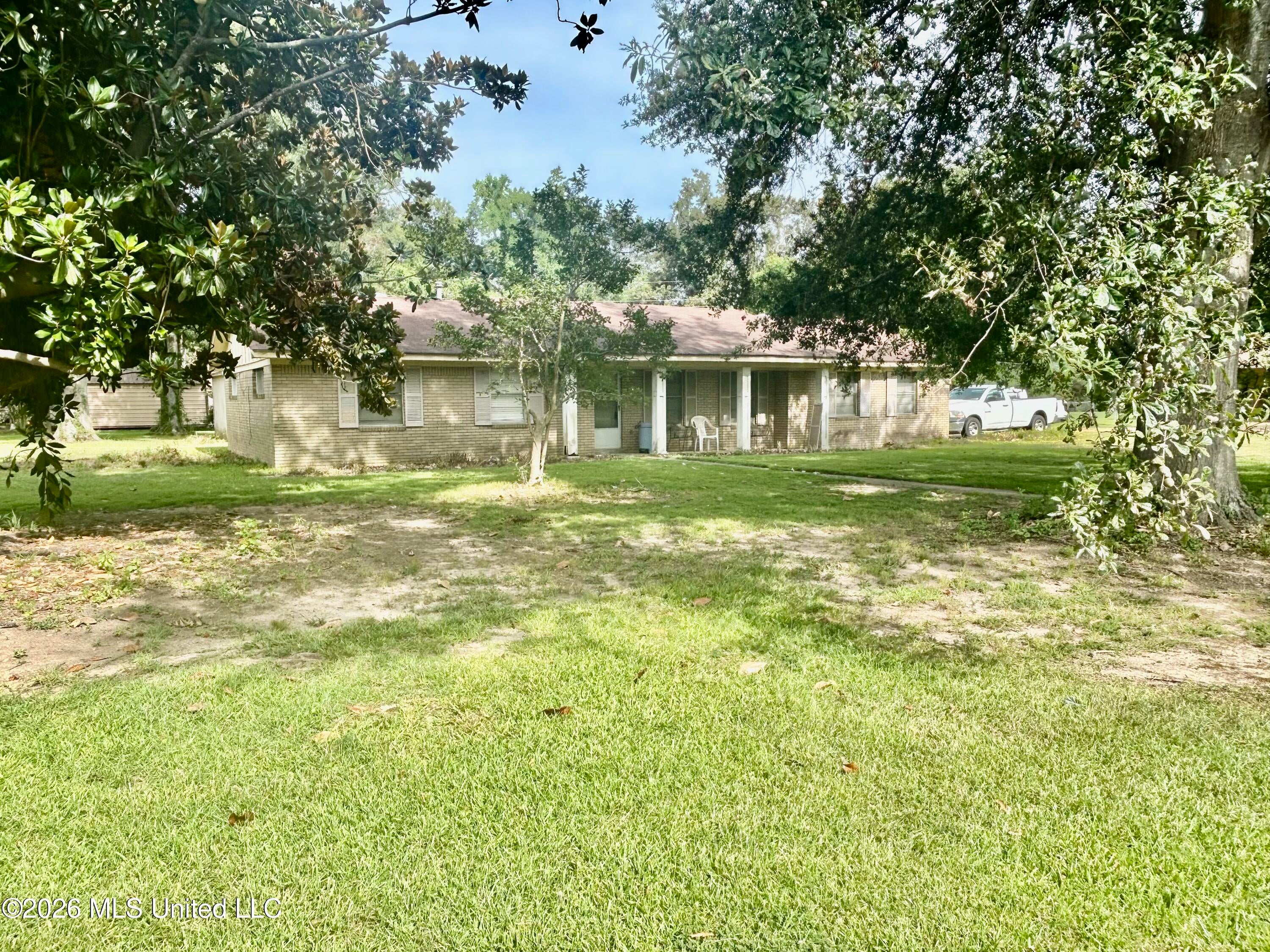 27 Sunset Circle — photo