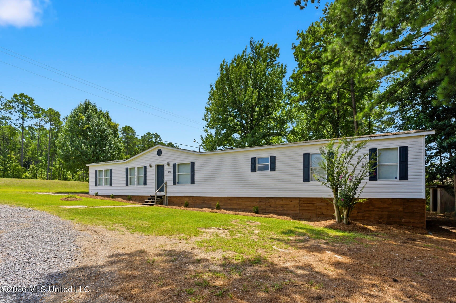 101 Ken Drive — photo