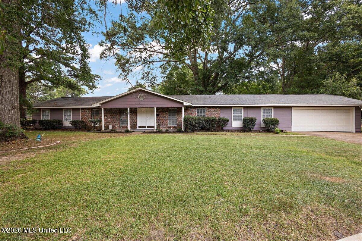 1204 Deerfield Lane — photo