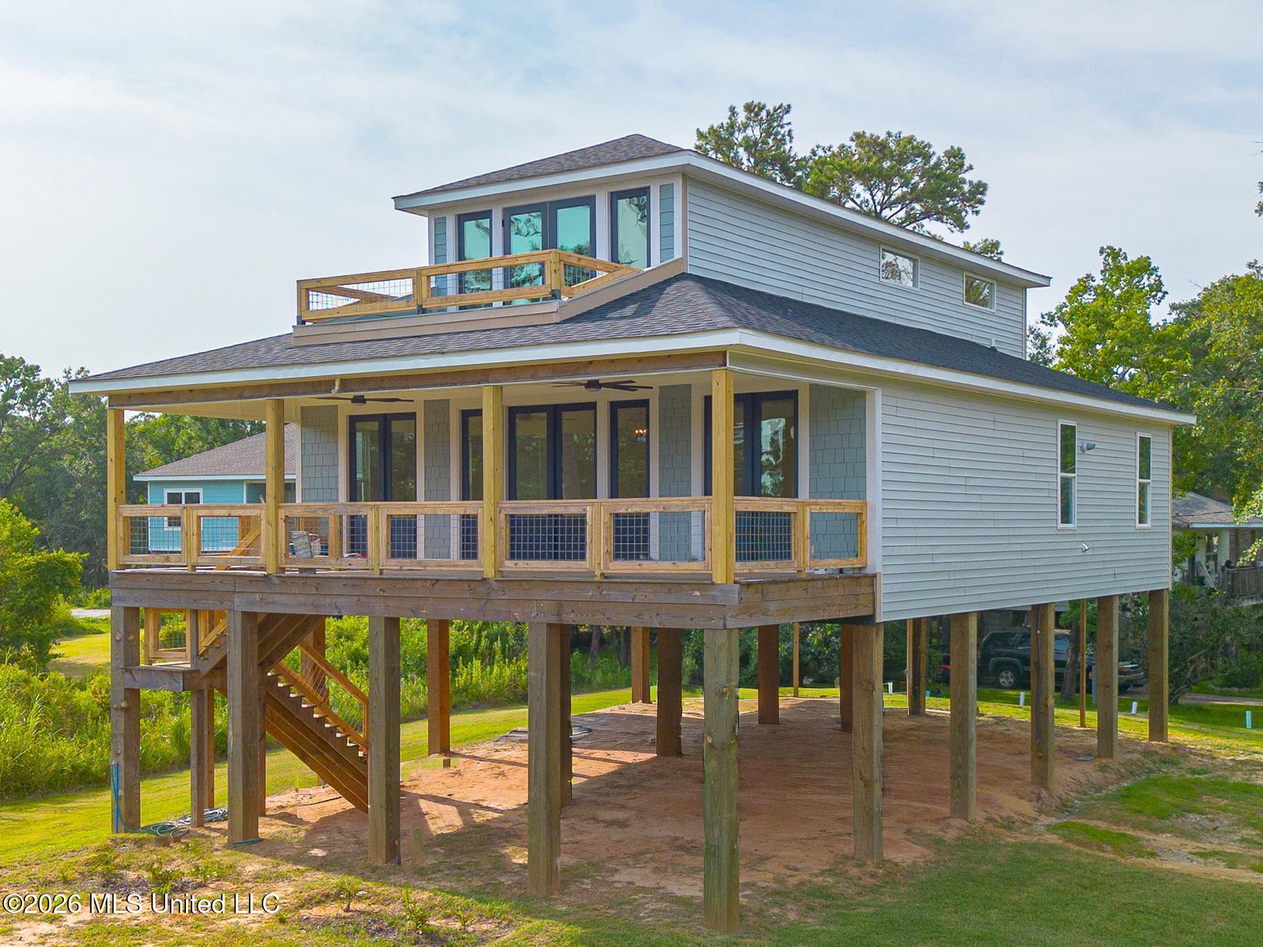 6601 April Bayou Drive — photo