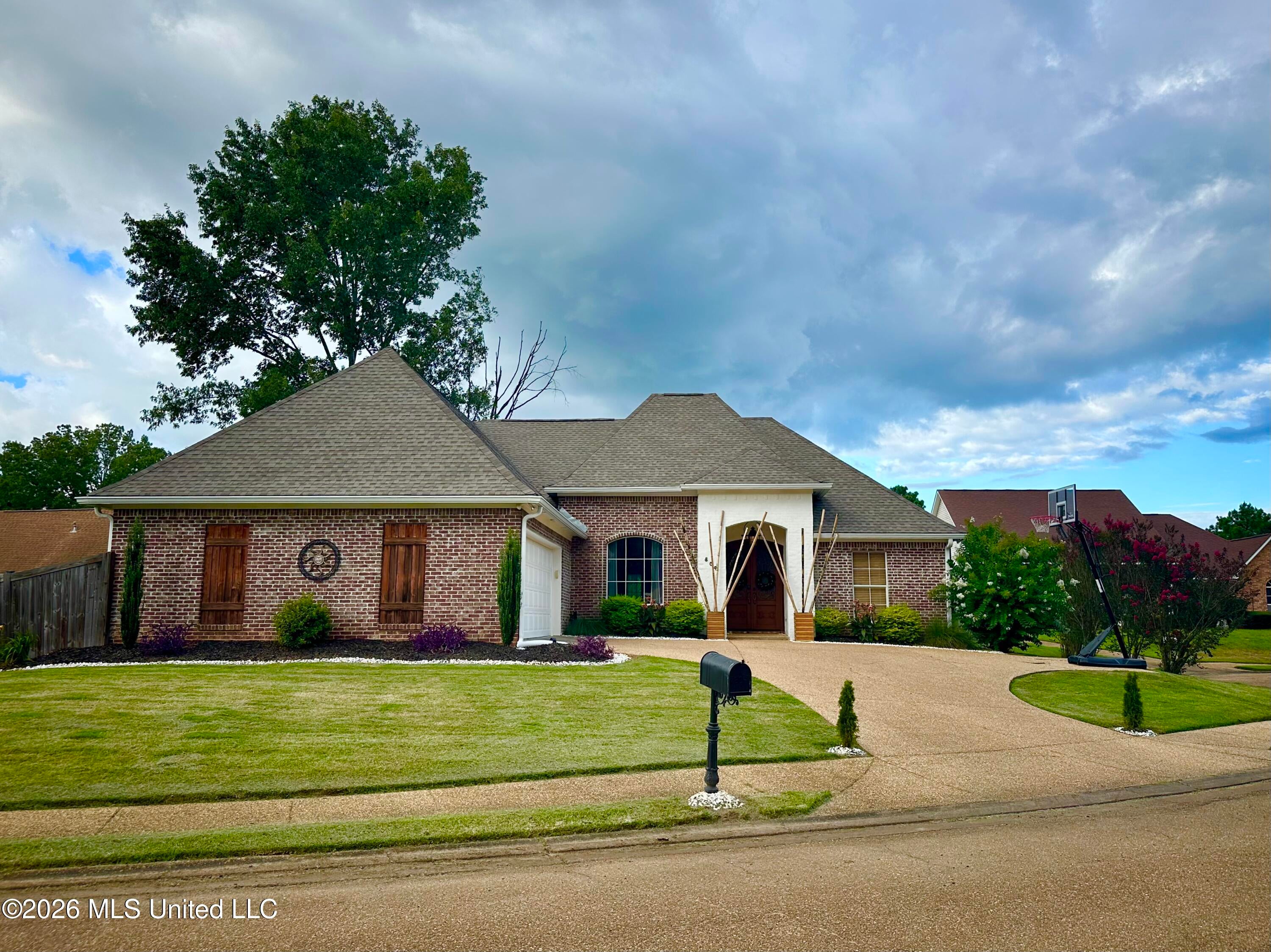 804 Stayton Cove — photo