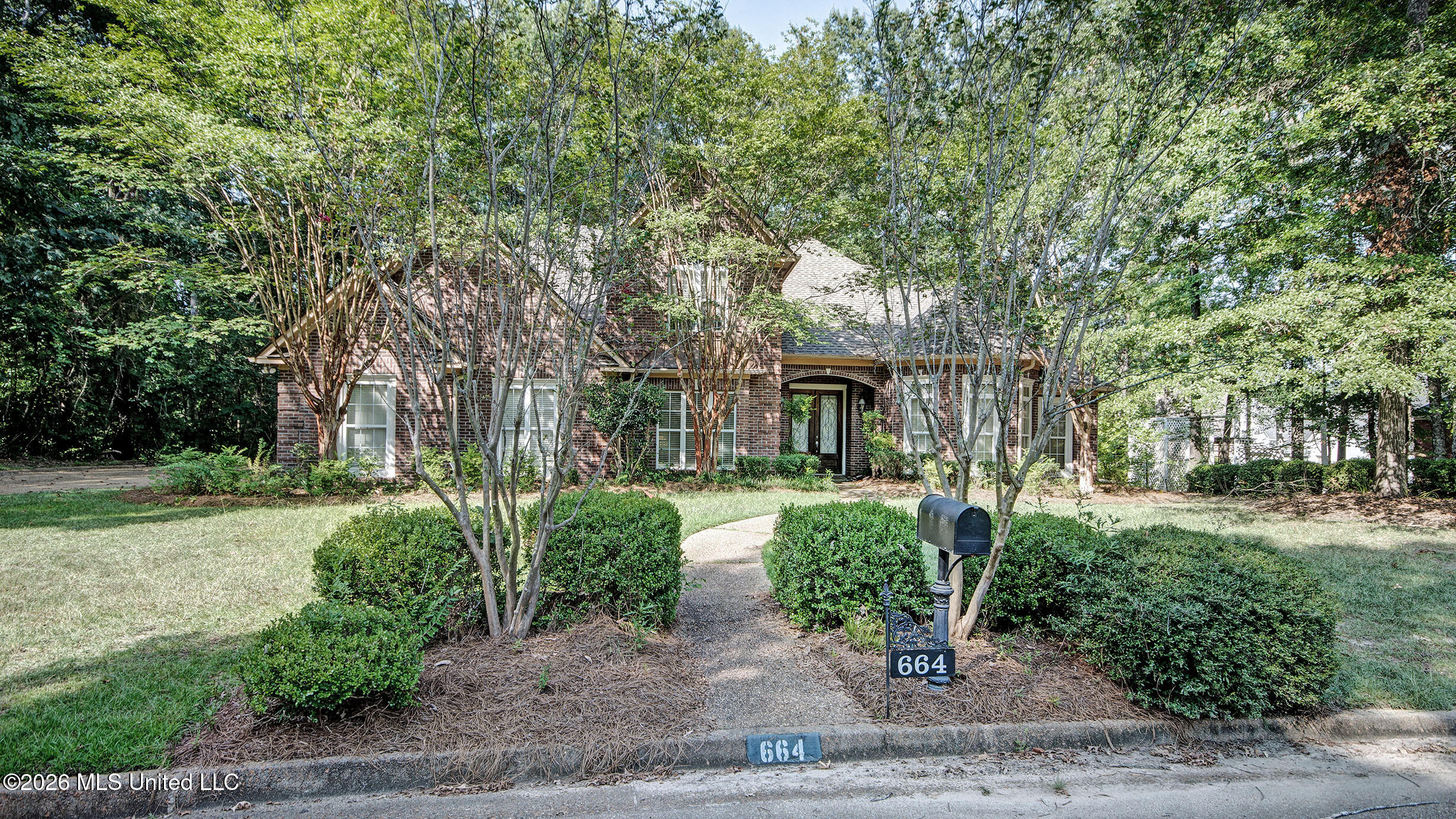 664 Spring Lake Drive — photo