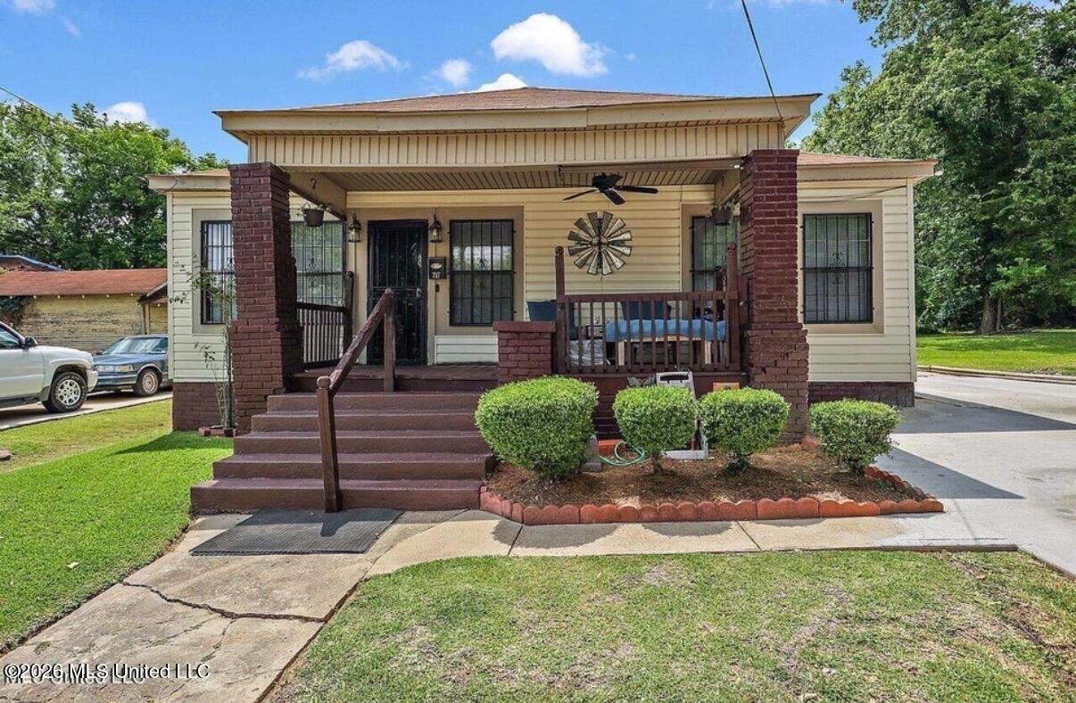 717 Lorraine Street — photo