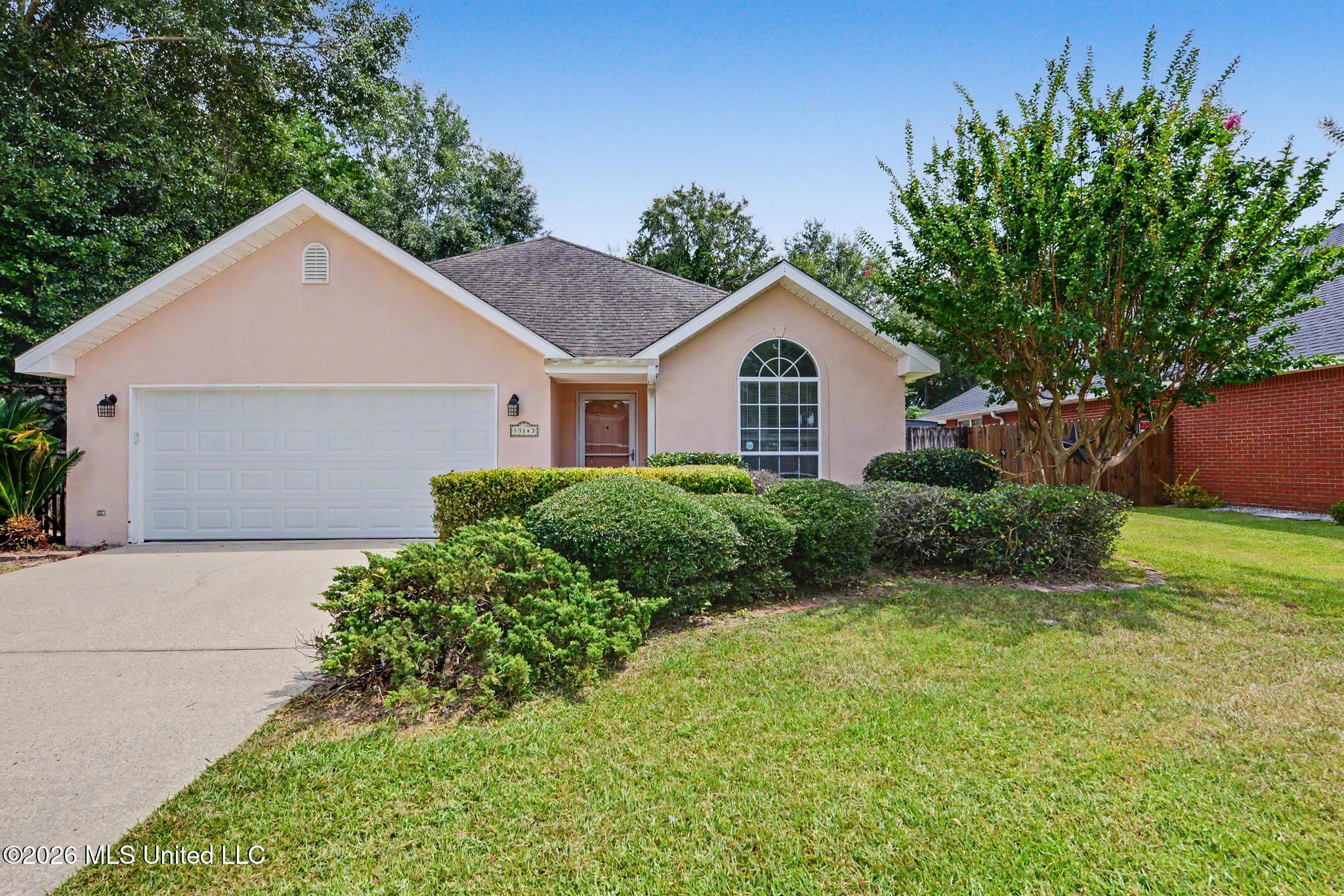 13143 Hawthorn Place — photo