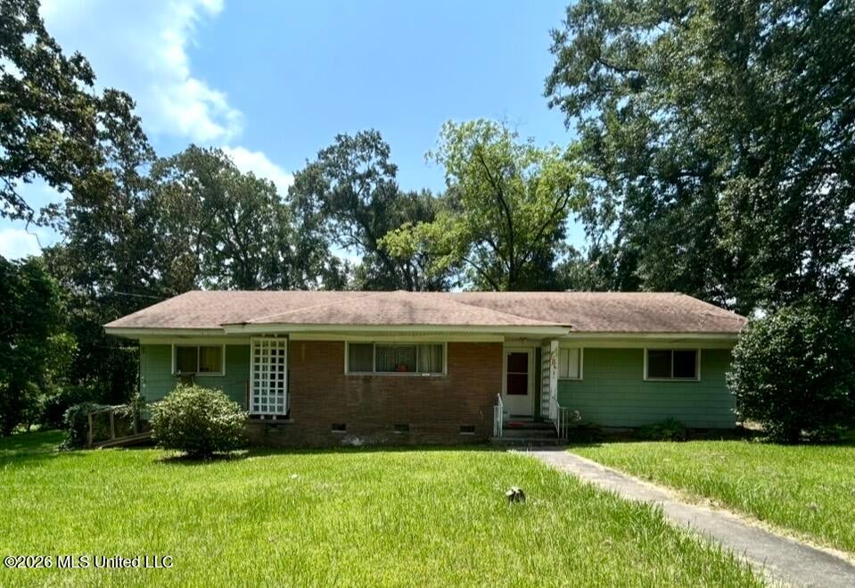 915 White Street — photo