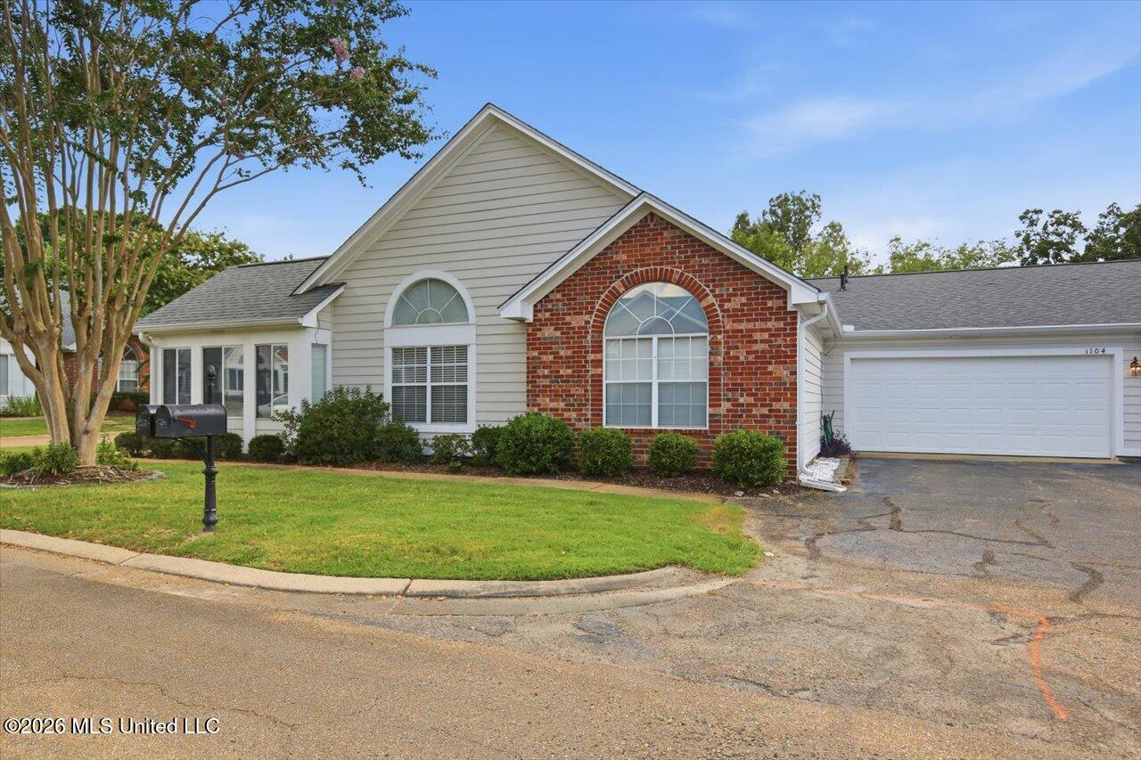 1104 Gerrits Landing — photo