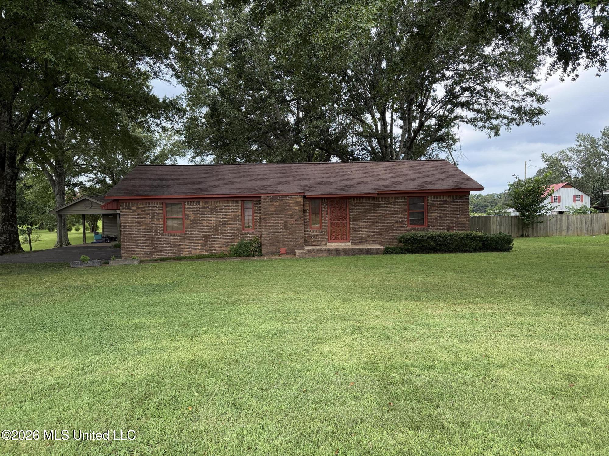16471 Boundary Drive — photo
