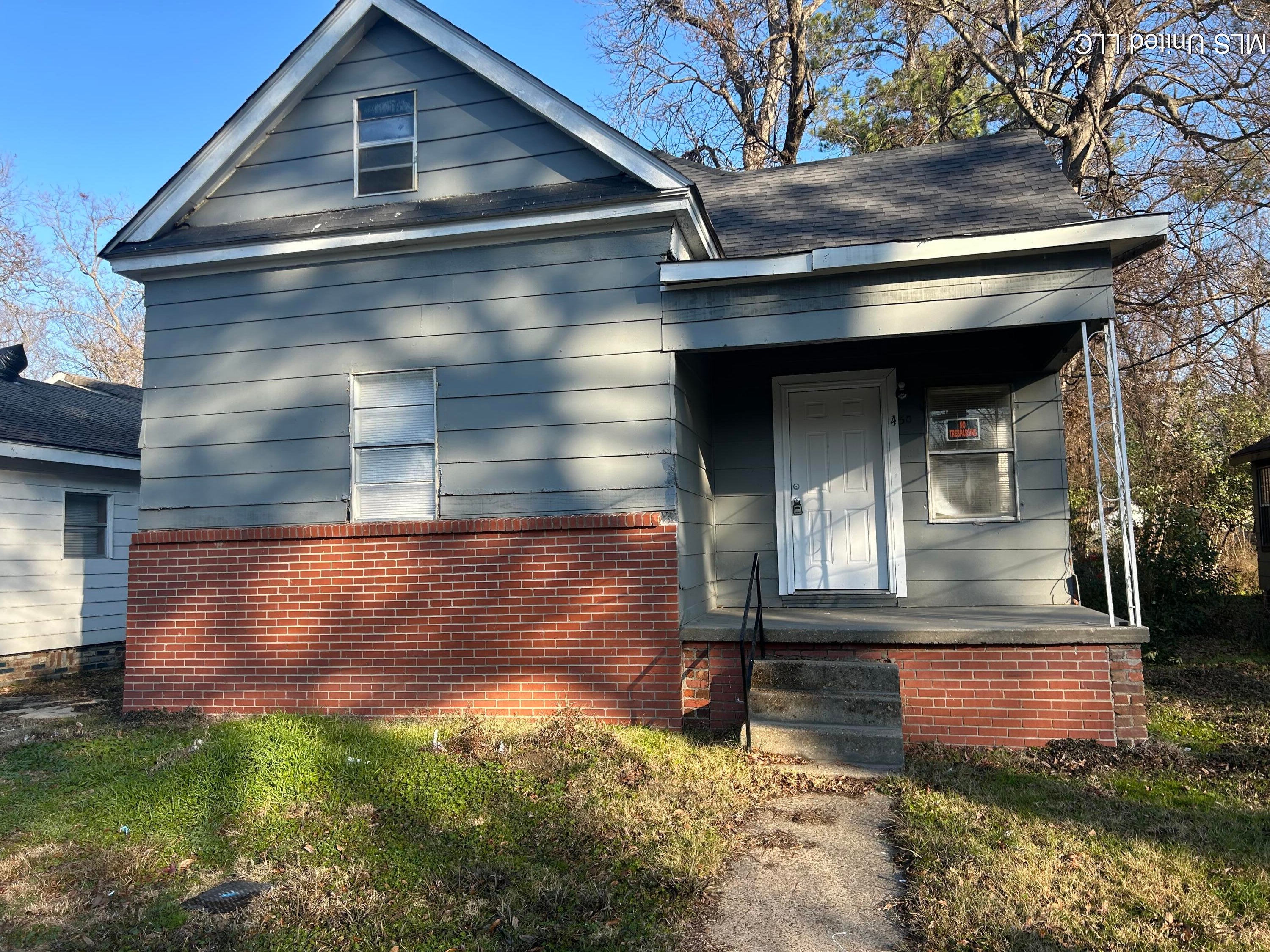 450 Derrick Street — photo