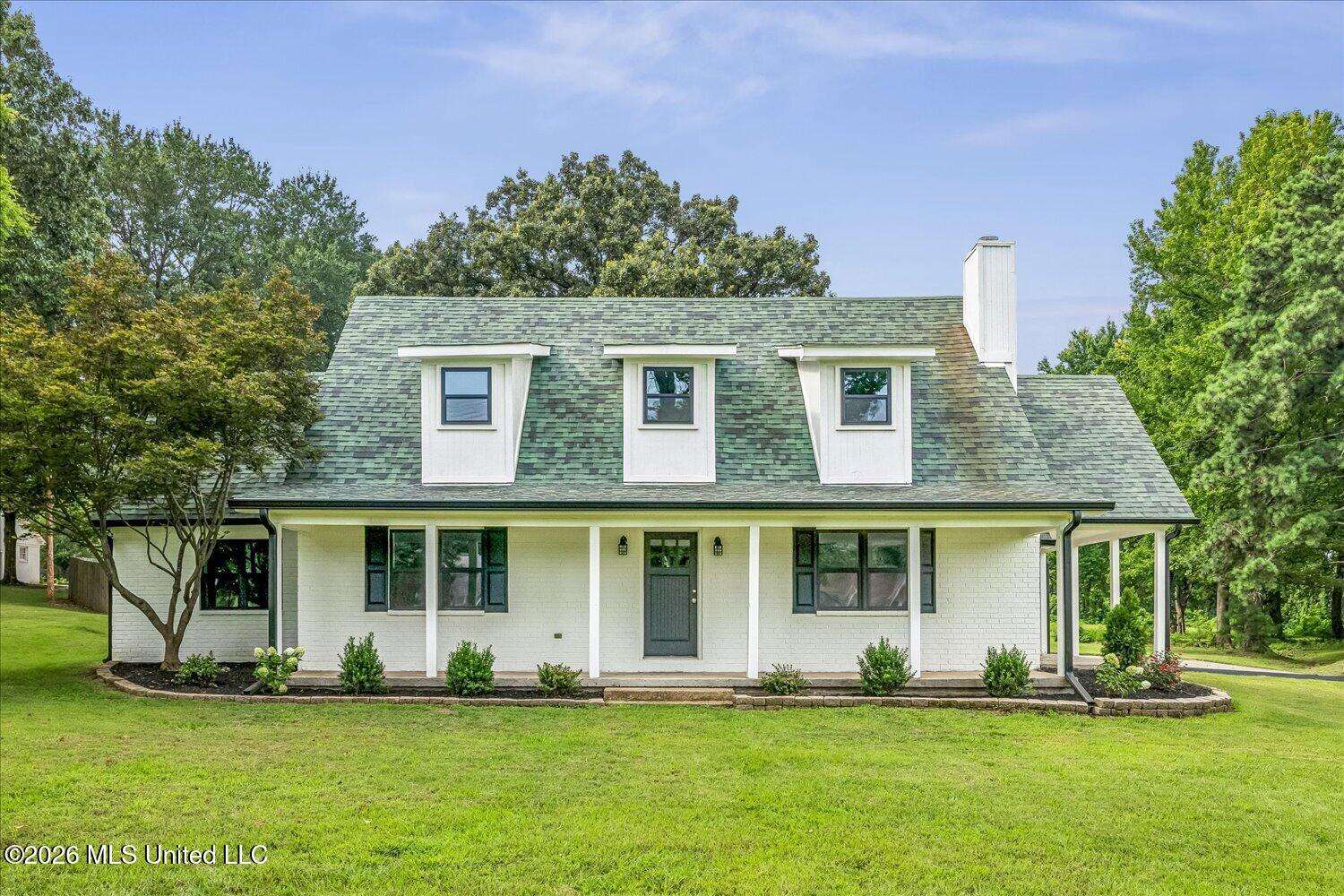 4673 Douglas Drive — photo