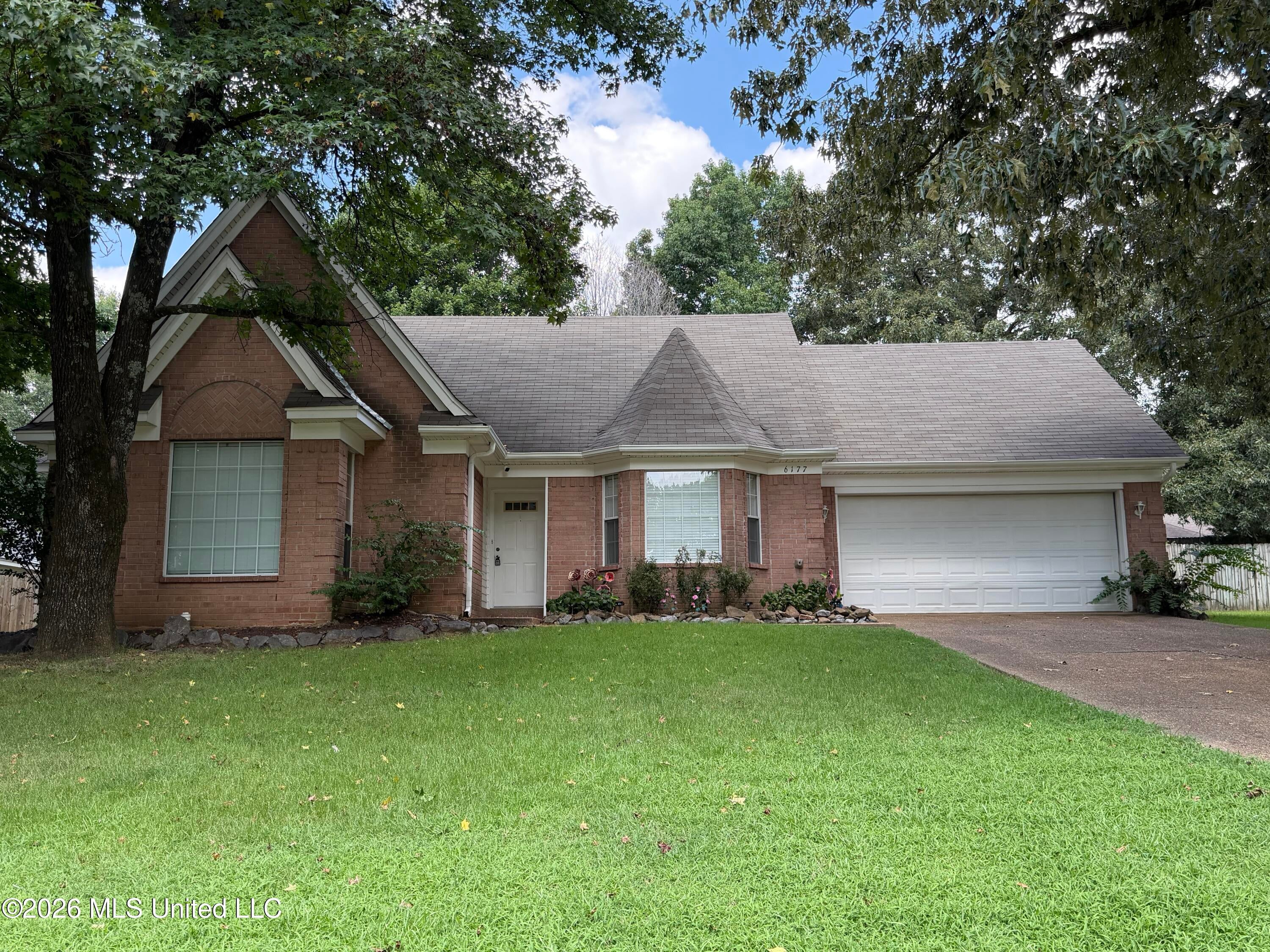 6177 Seminole Drive — photo