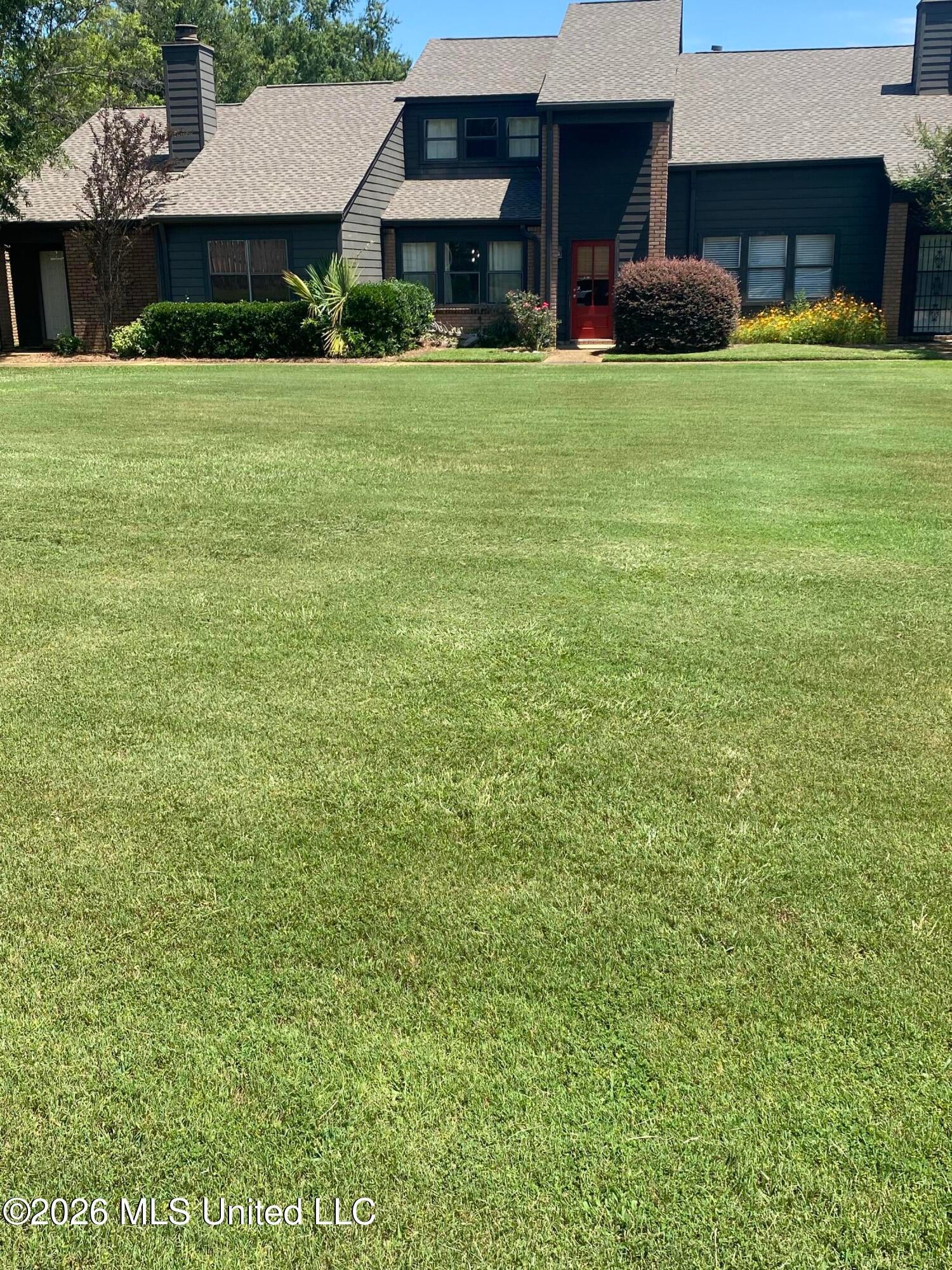 55 Woodlake Drive — photo