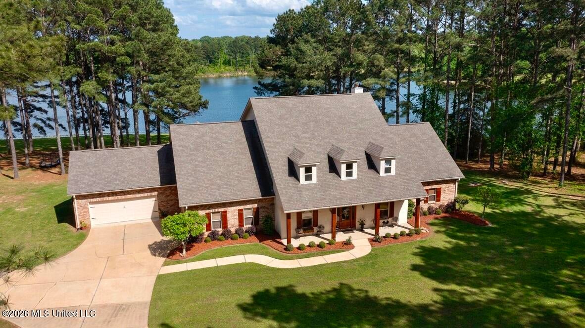 130 Pine Lake Cove — photo