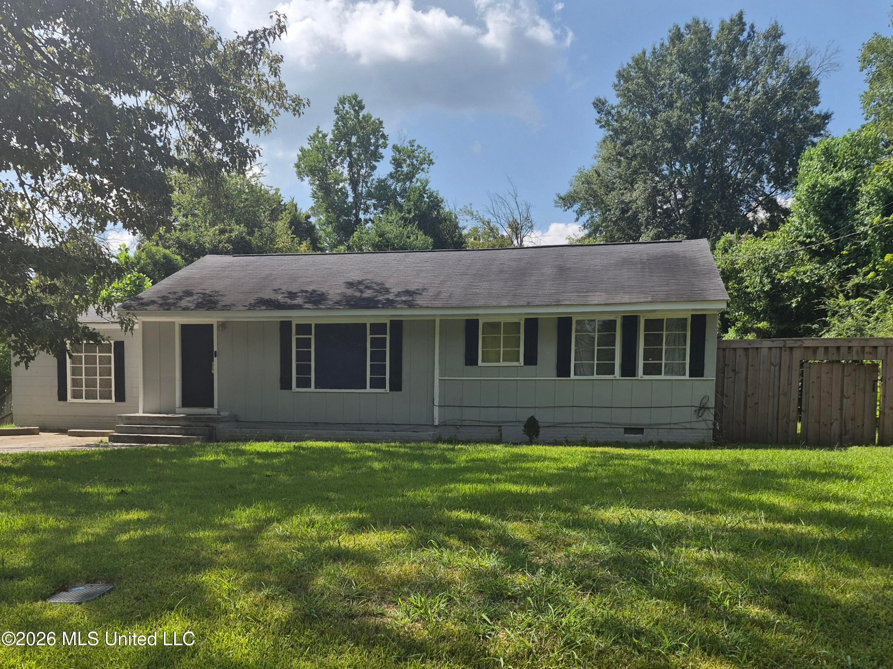 559 Benning Road — photo