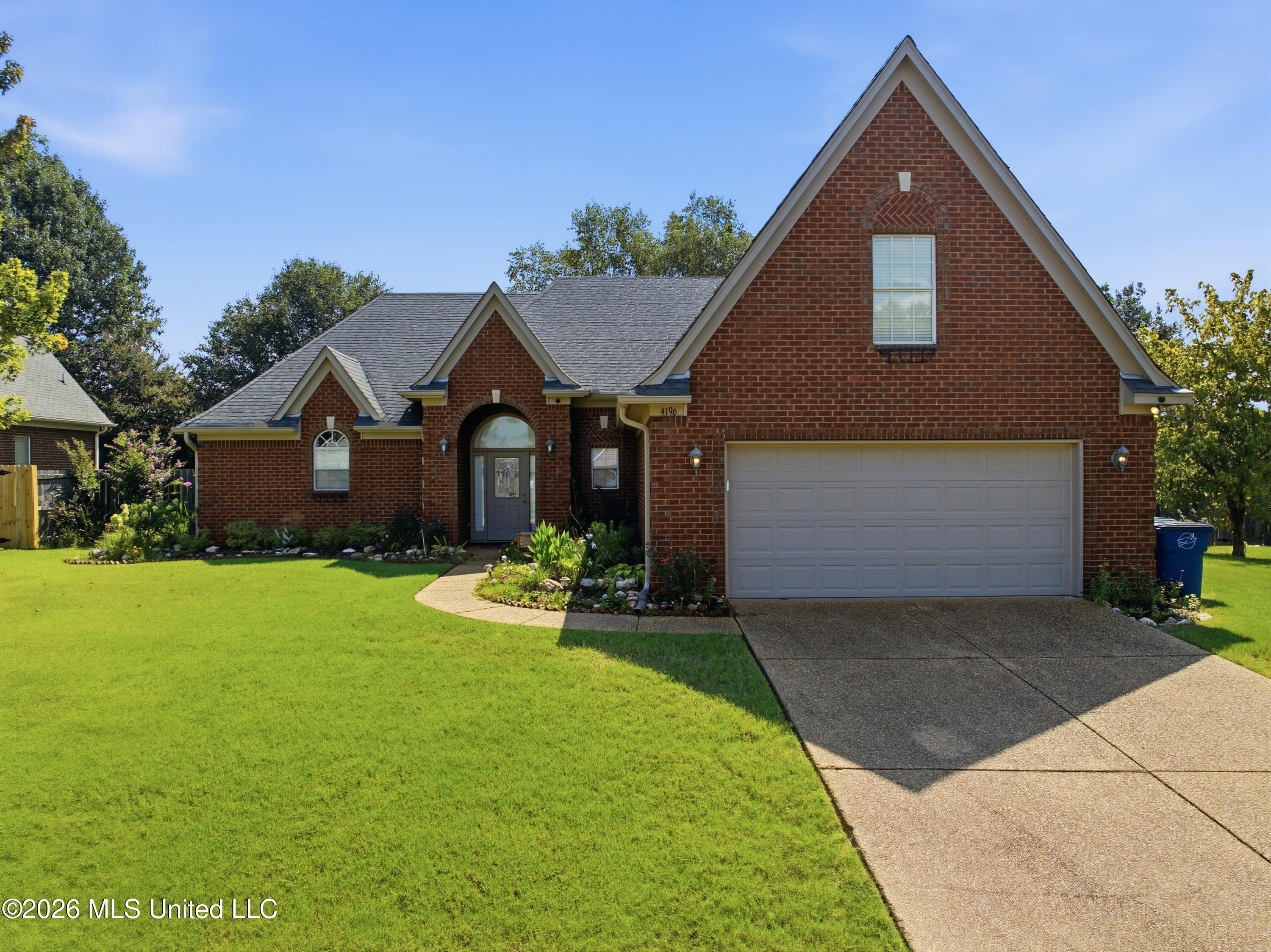 4196 Amherst Drive — photo