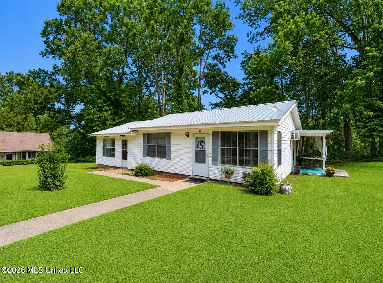 62 Russ Carter Lane — photo