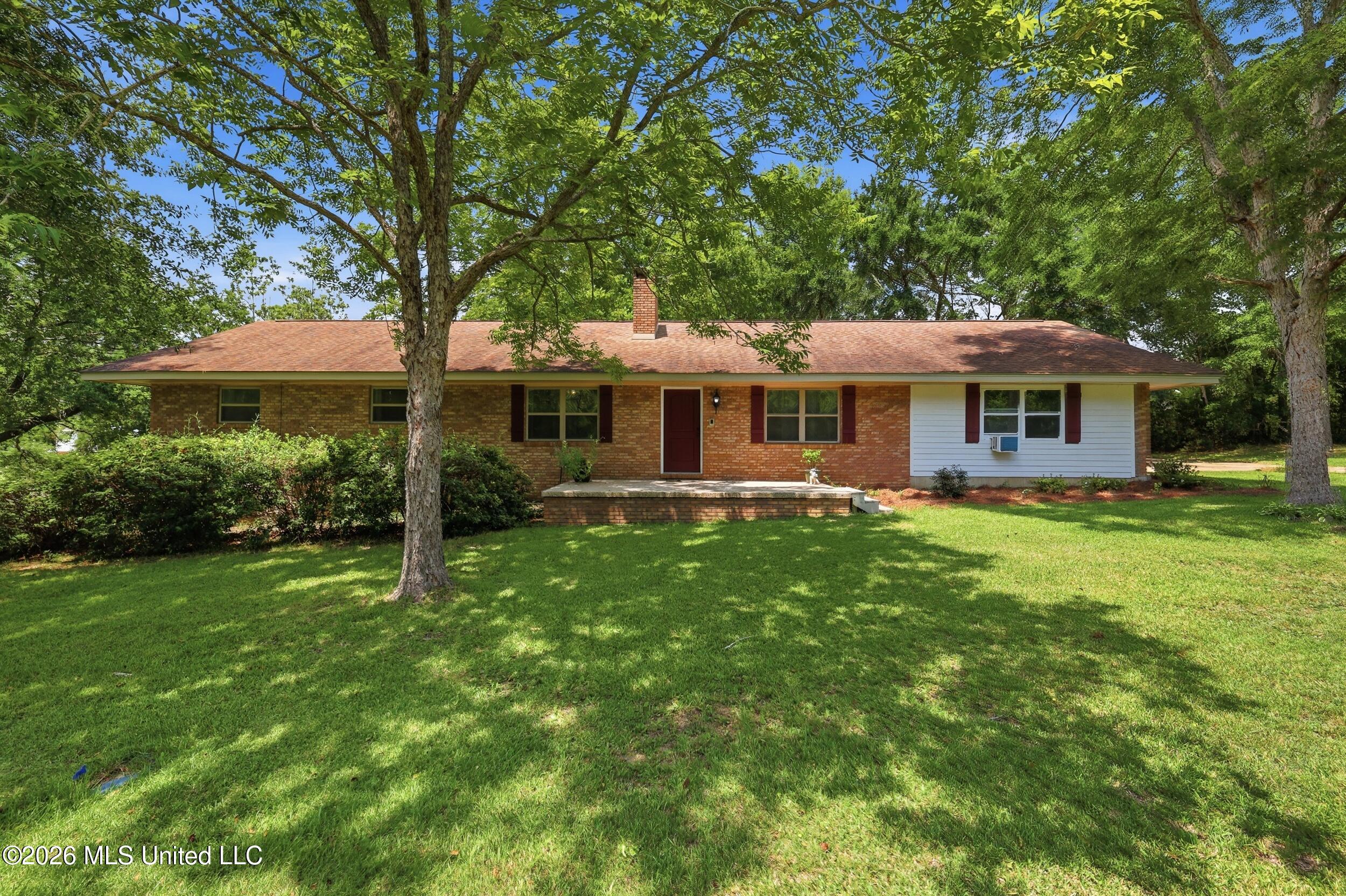 9260 Pinecrest Drive — photo