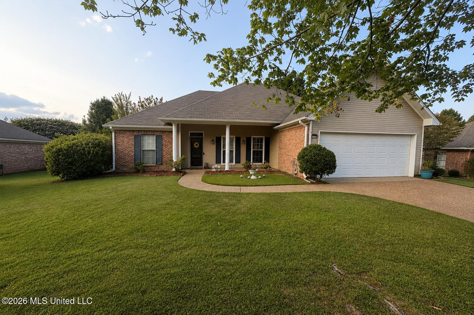 2023 S Cobblestone Cove — photo