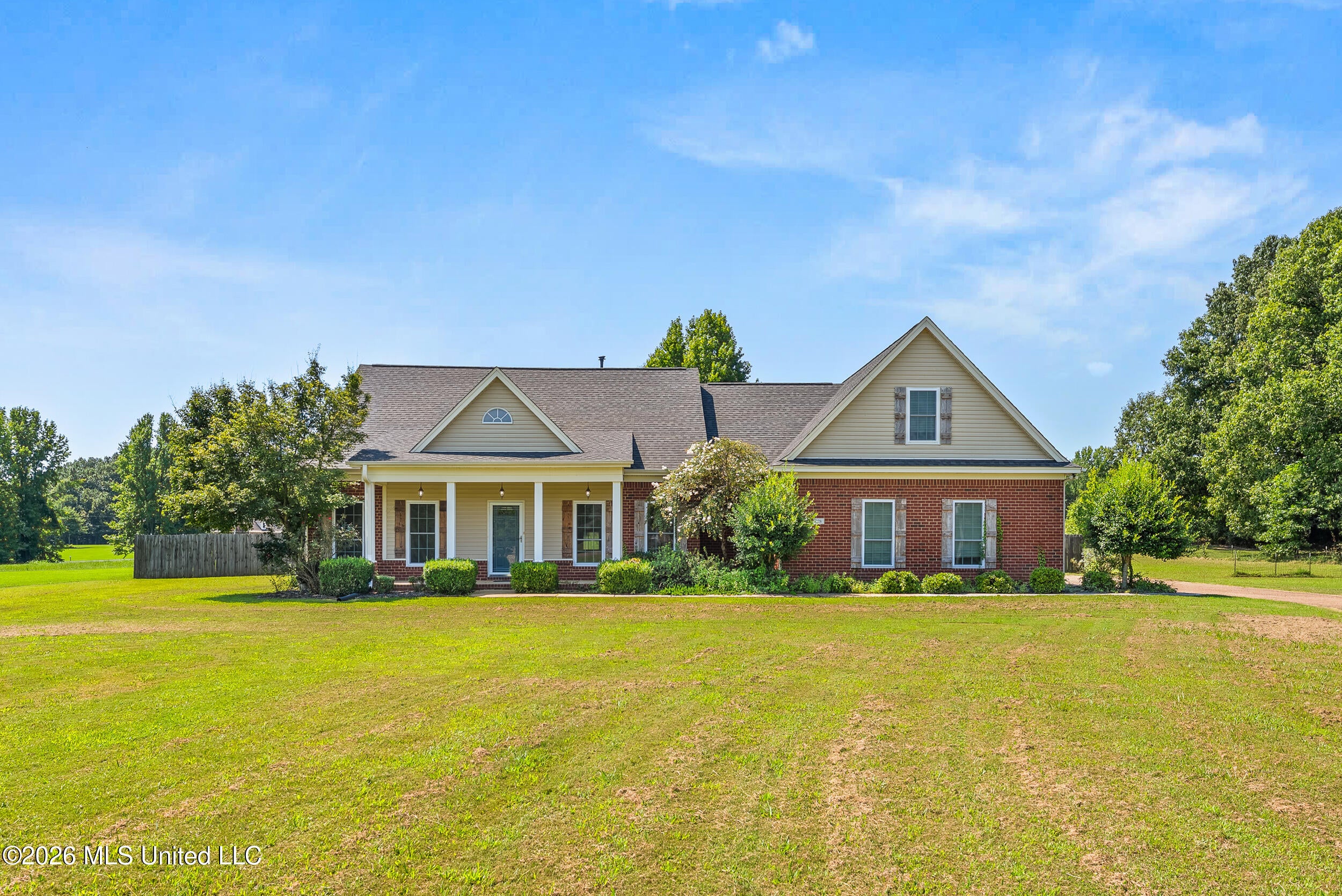 228 Golden Pond Drive — photo
