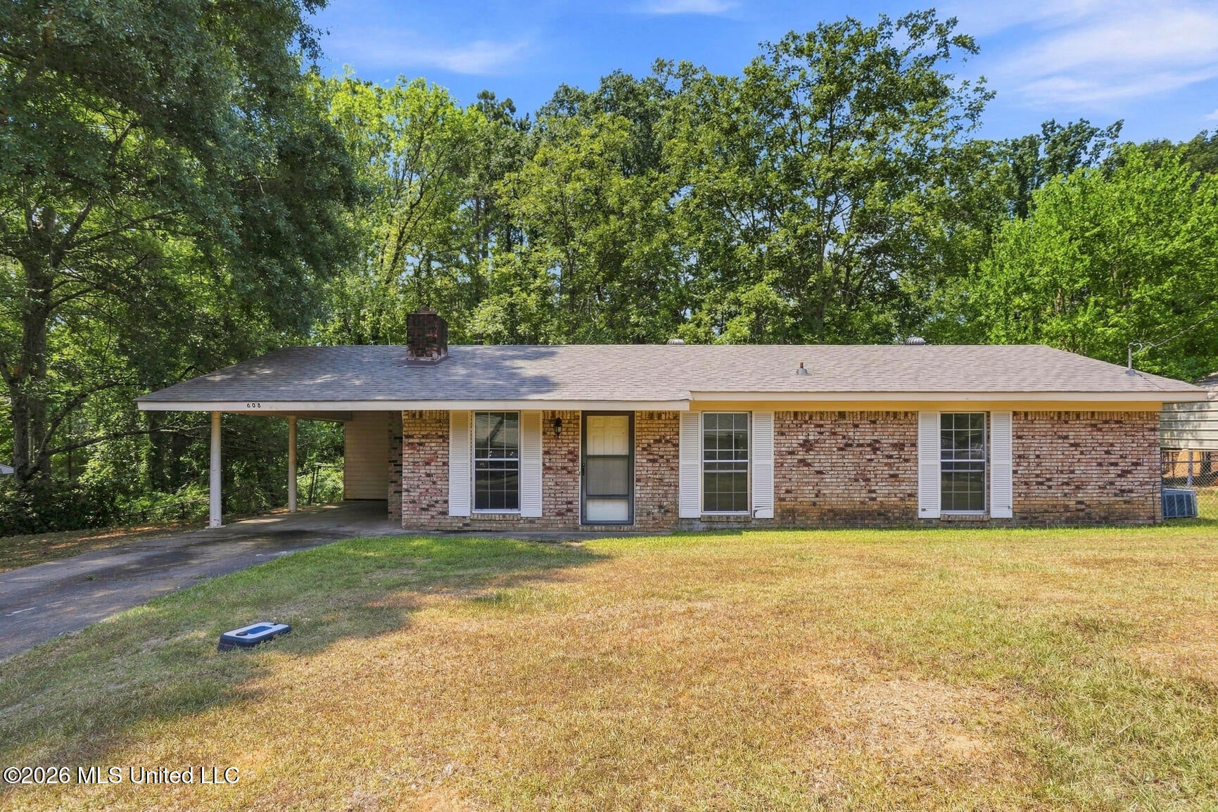608 Simpson Circle — photo