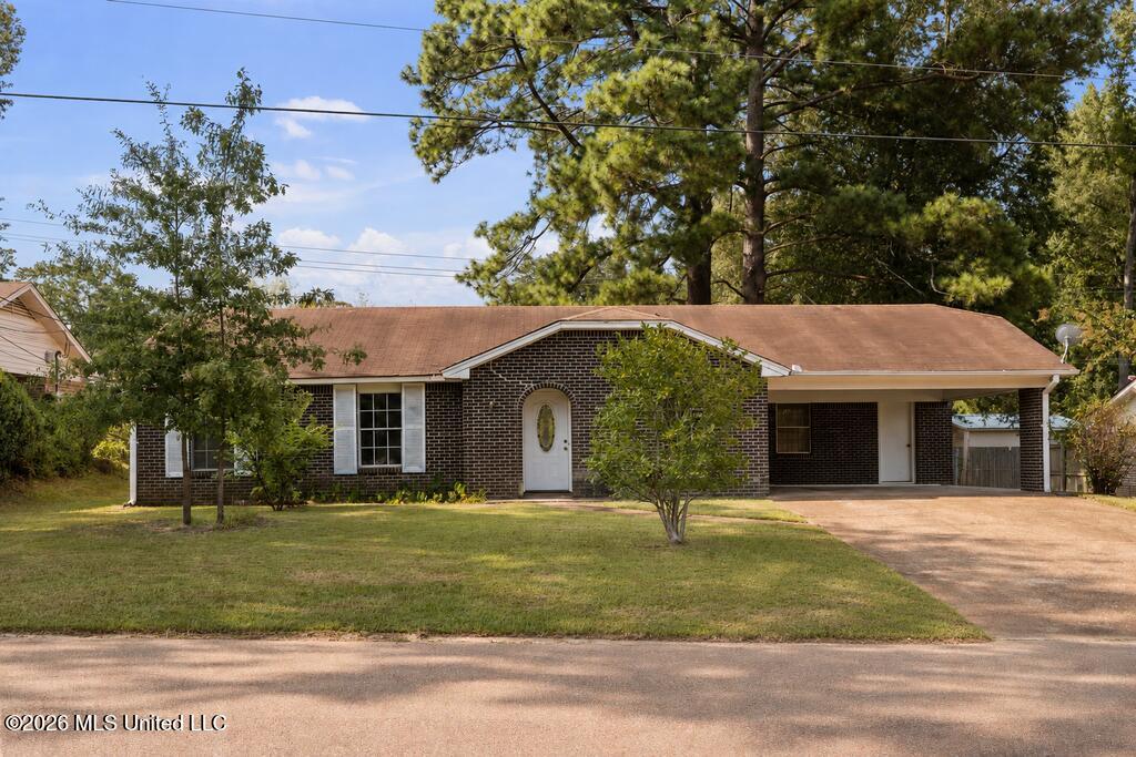 2853 Pine Circle Drive — photo