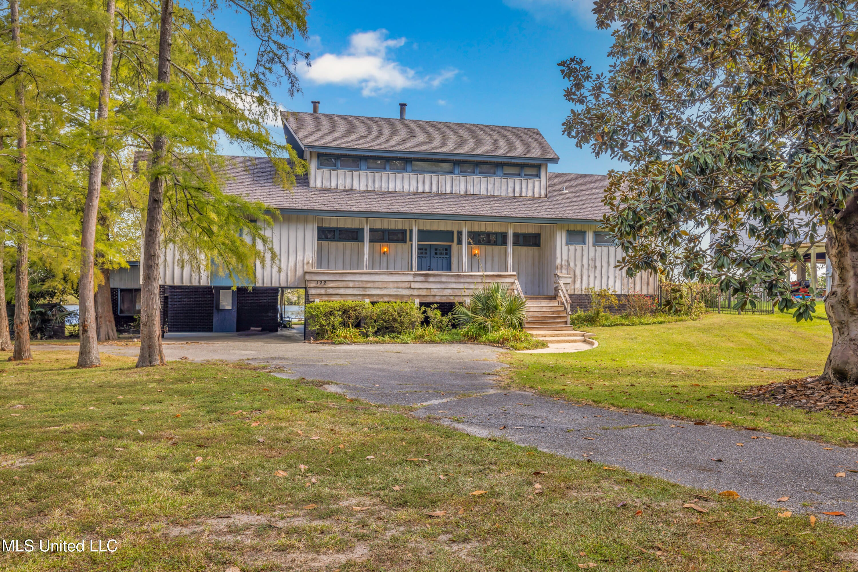 122 Bayou Circle — photo