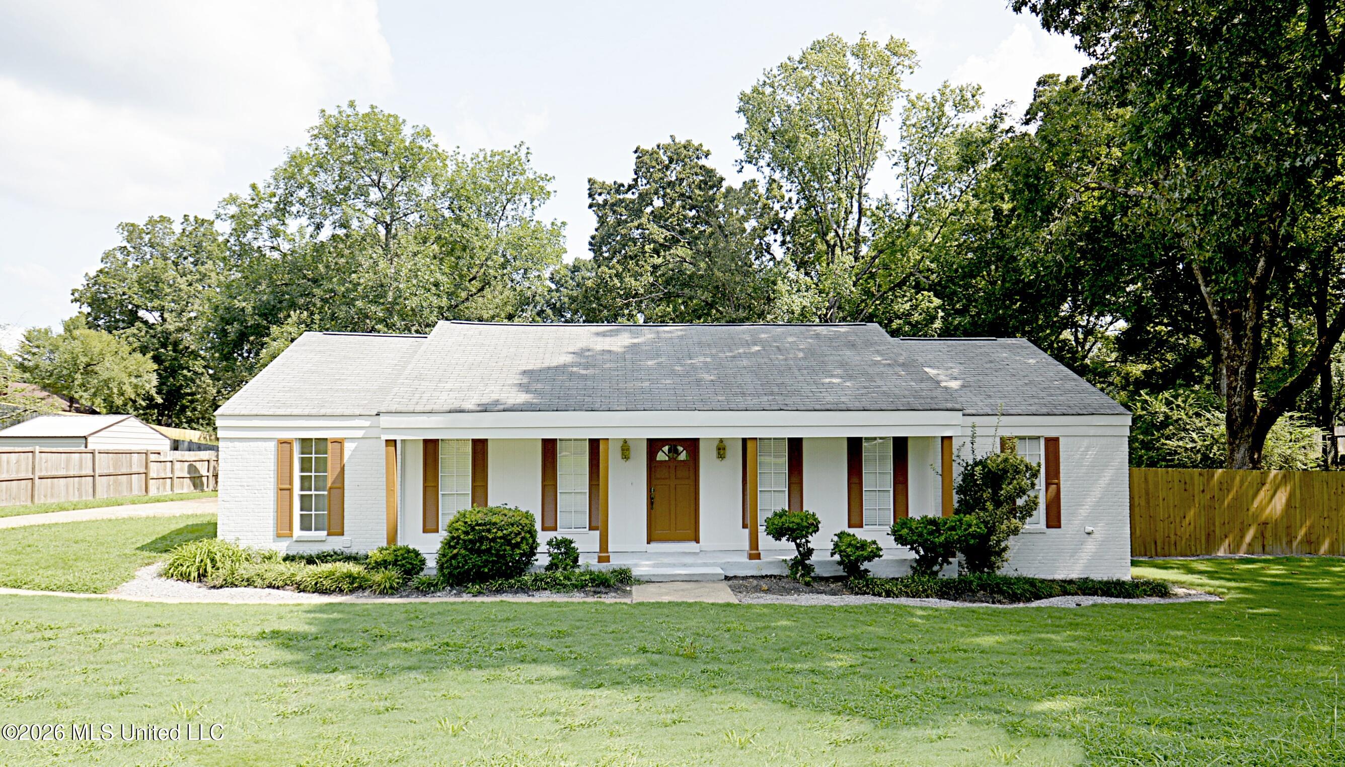 4490 S Big Horn Drive — photo