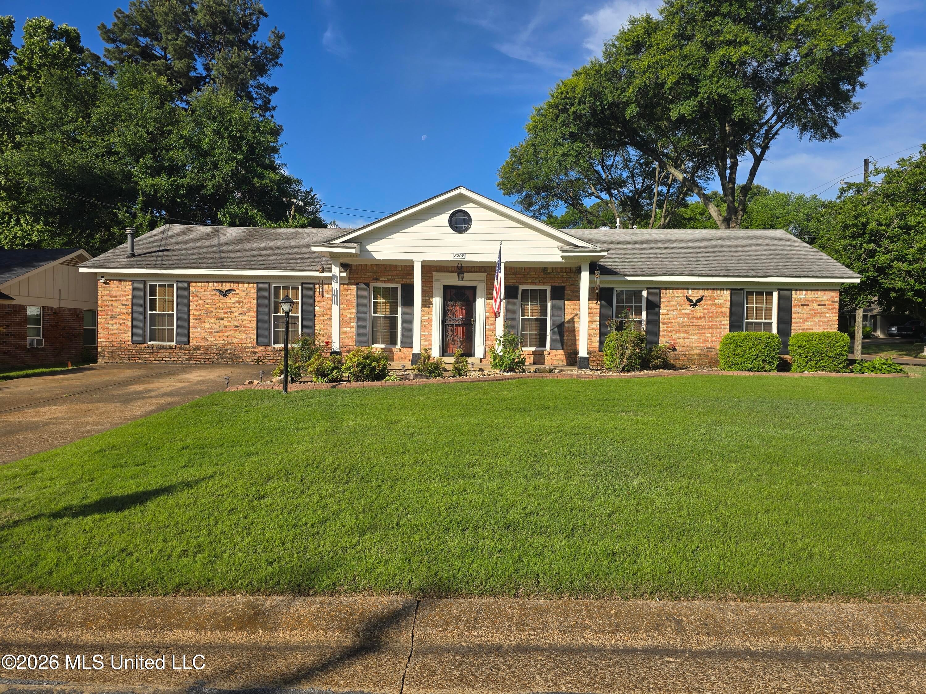 8209 Claiborne Drive — photo