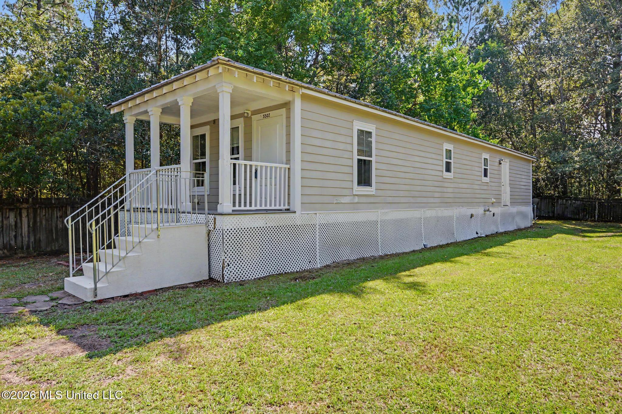 5505 Peacock Street — photo