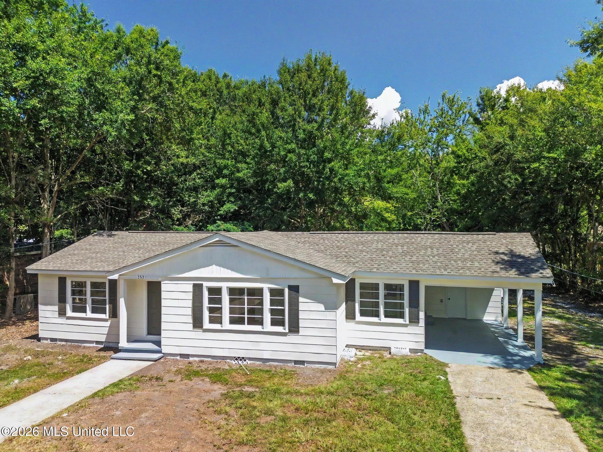 3513 Hemlock Avenue — photo