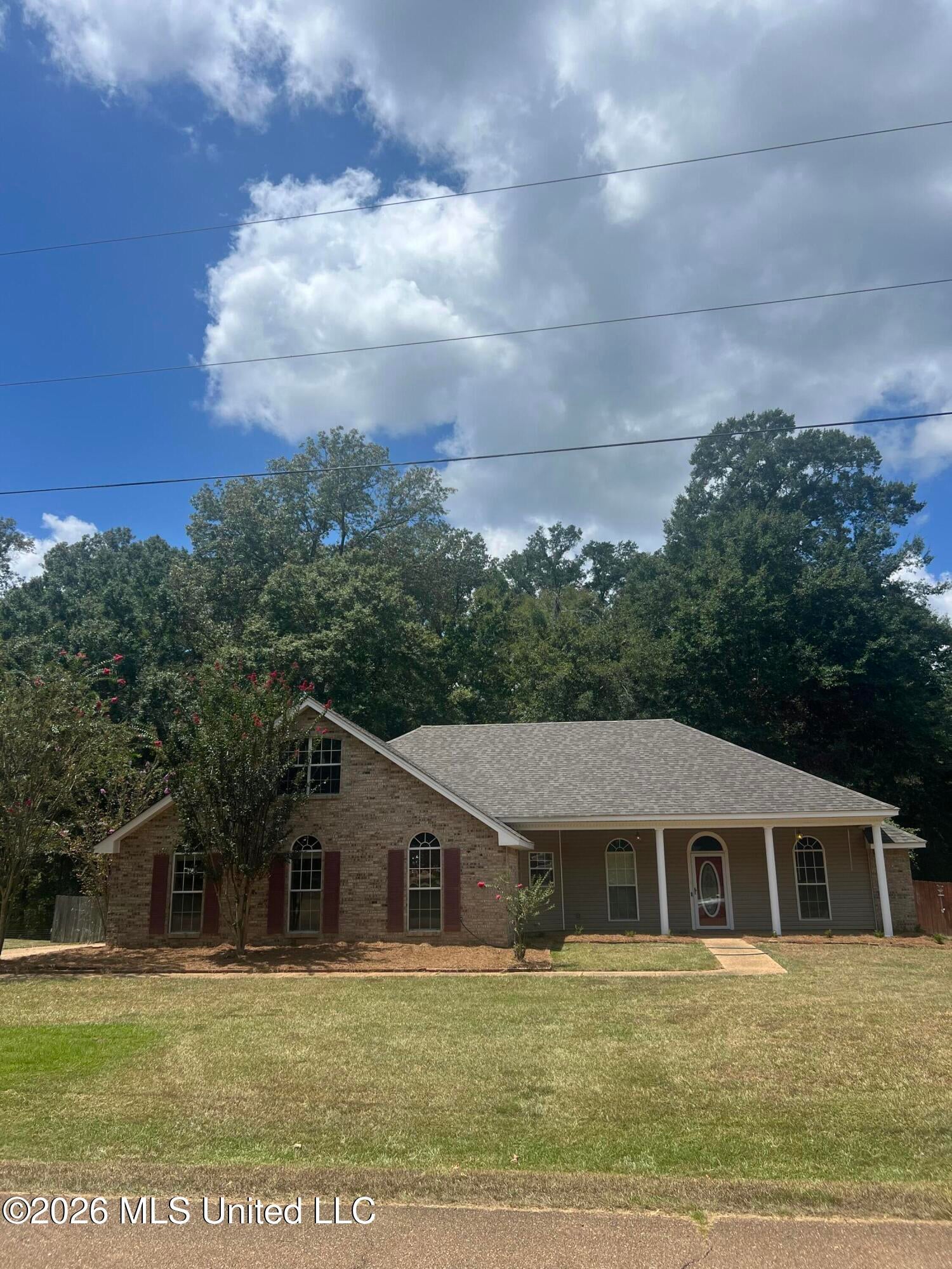 308 Seminole Circle — photo