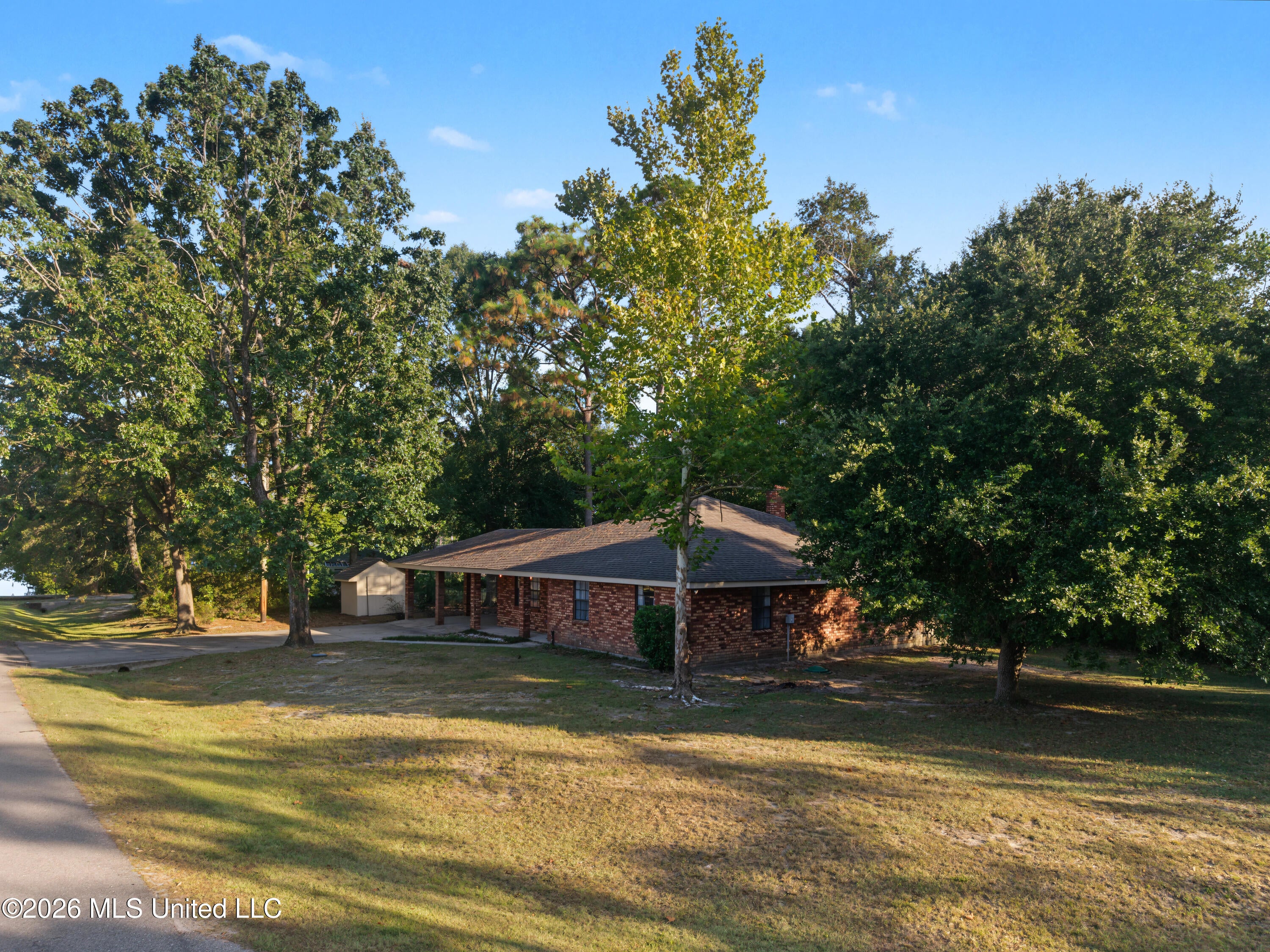 139 Ridgeview Drive — photo