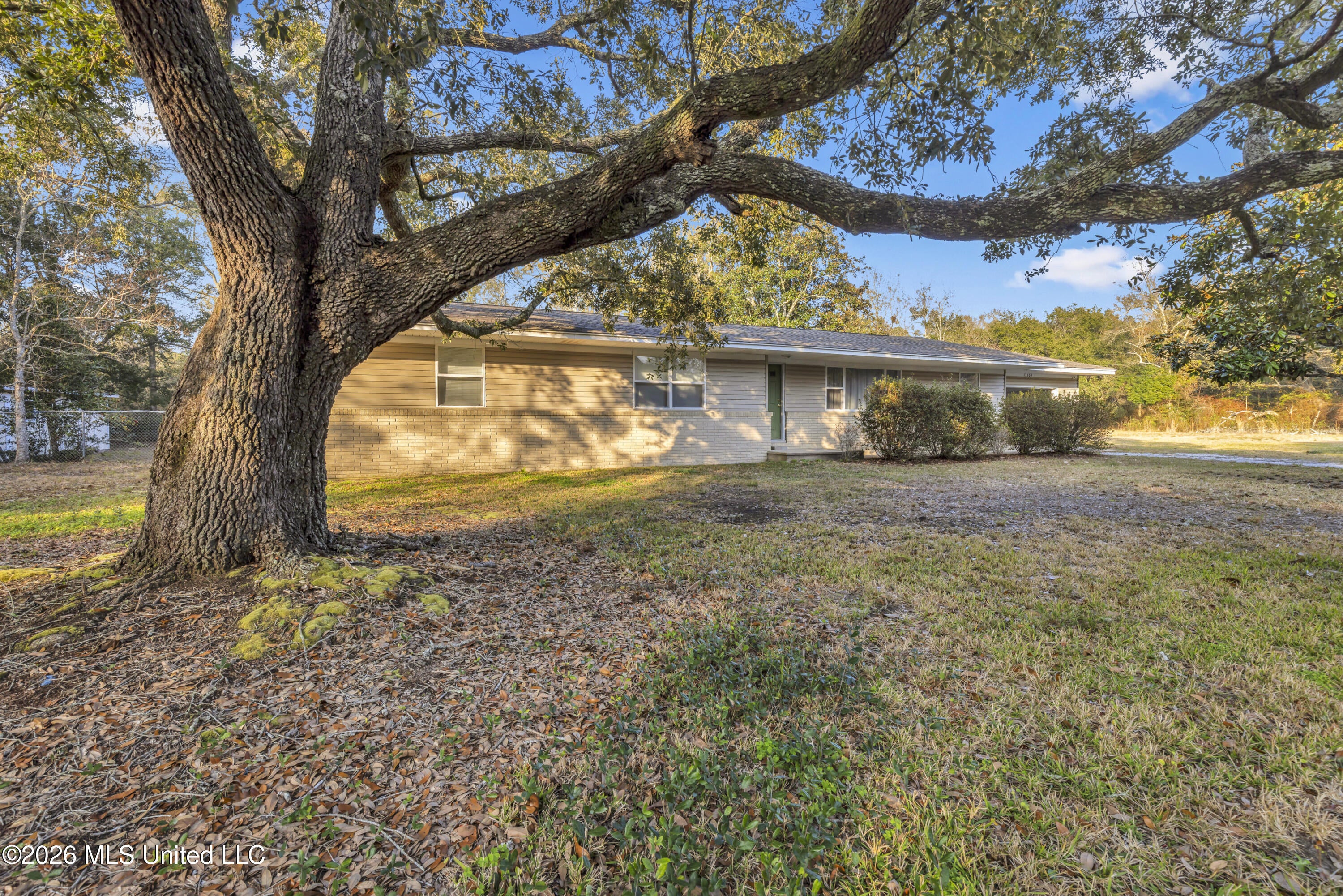 13600 Money Farm Road — photo