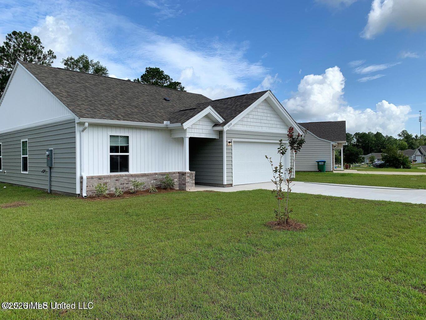 13133 Turtle Creek Parkway — photo