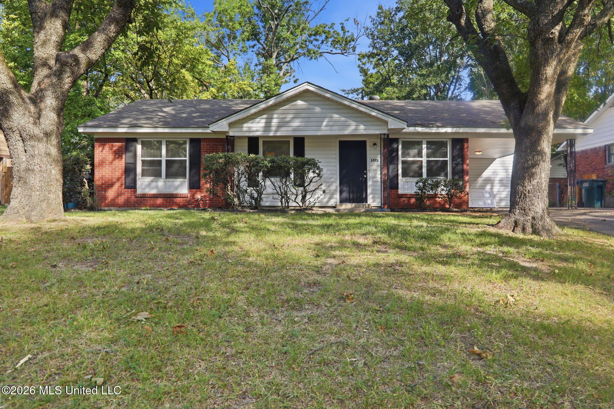 1572 Brookhaven Drive — photo