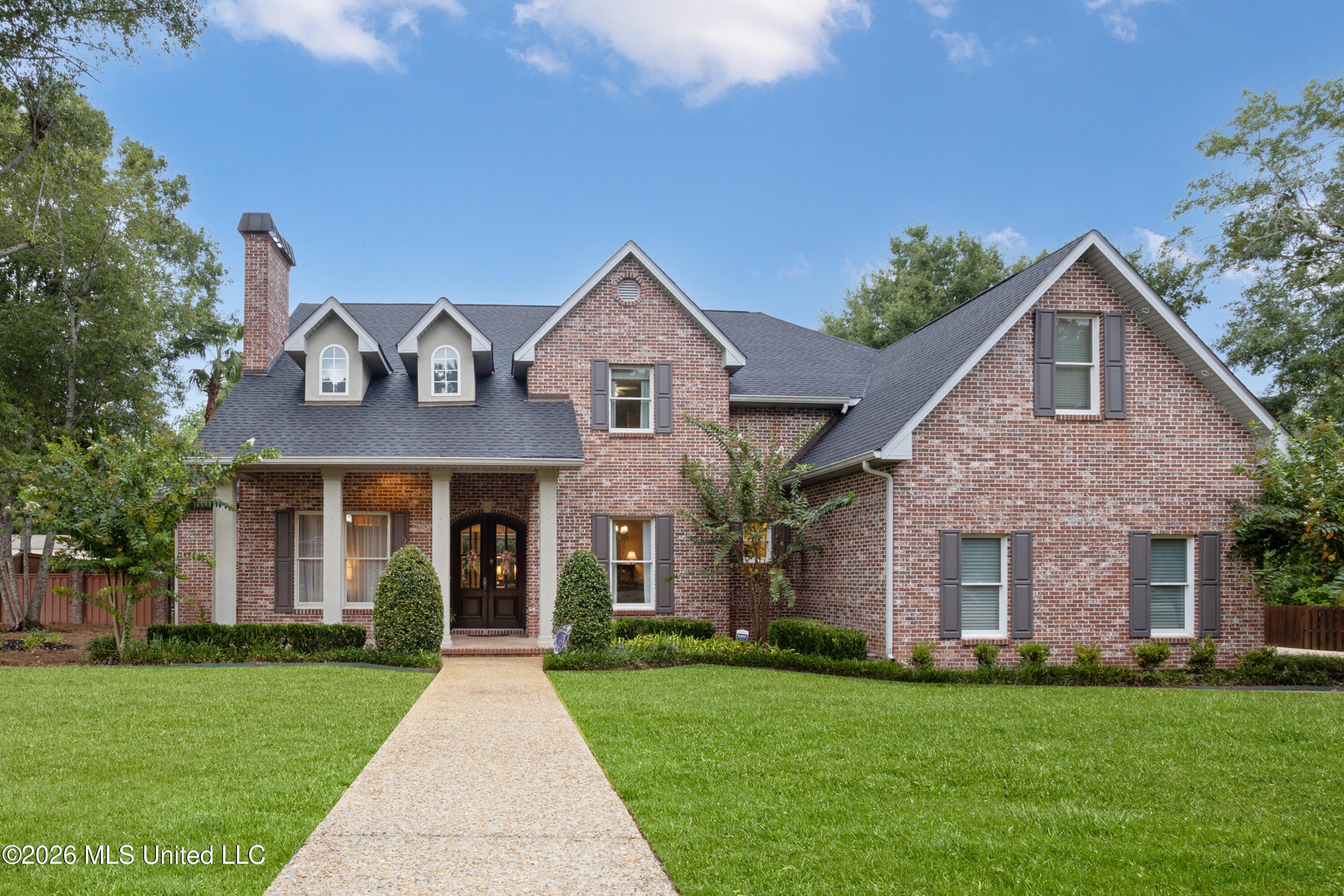 7820 Rushing Oaks Drive — photo