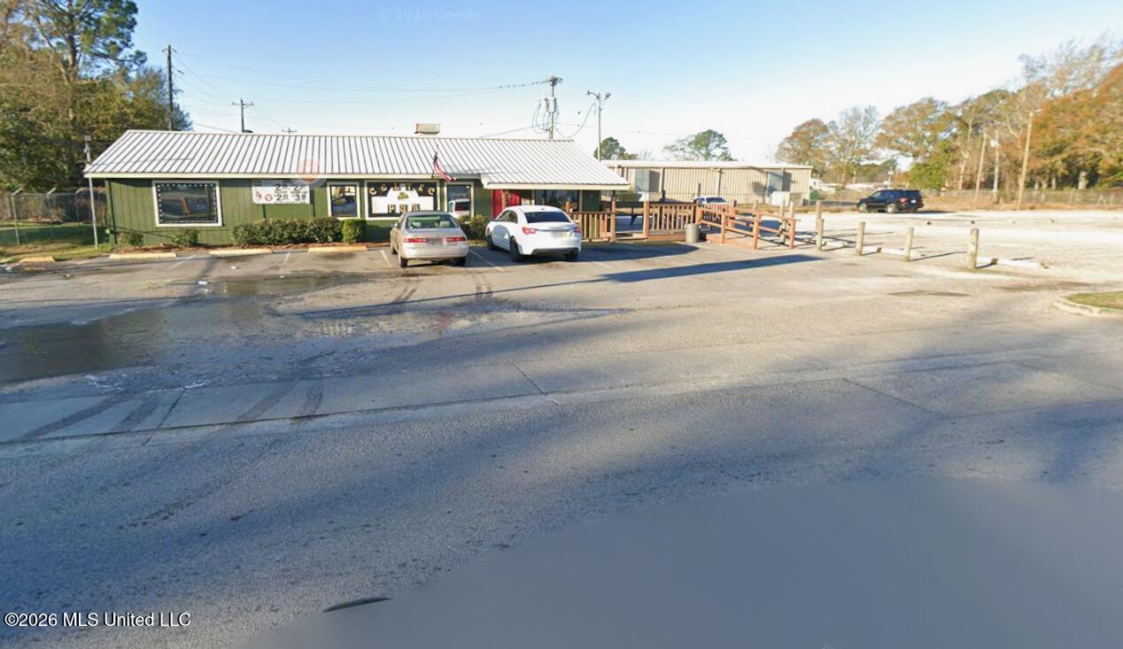 4901 Chicot Street — photo