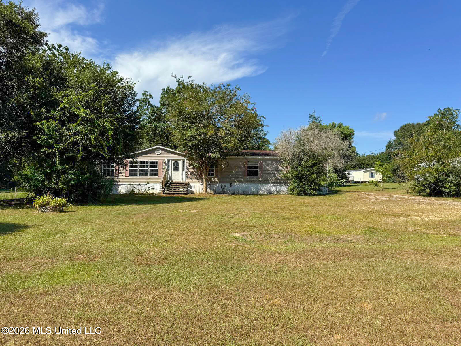 18145 Robin Oaks Drive — photo
