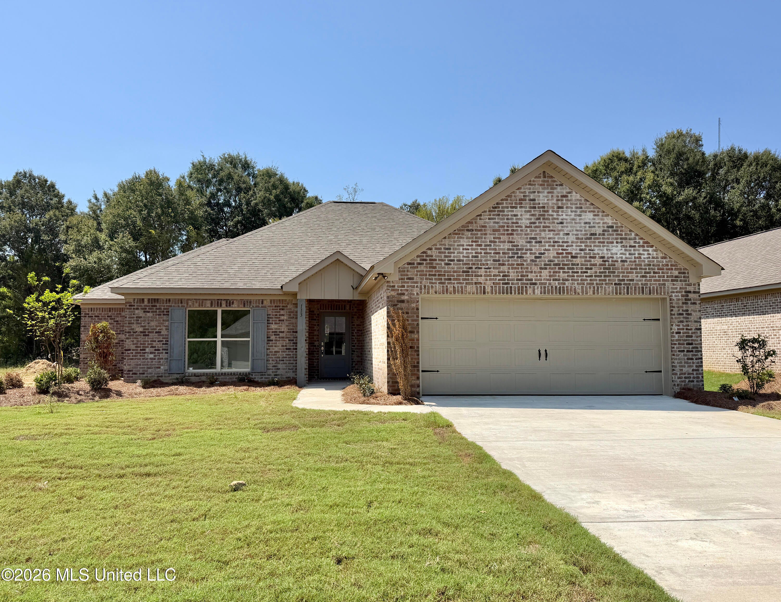 113 Newport Drive — photo