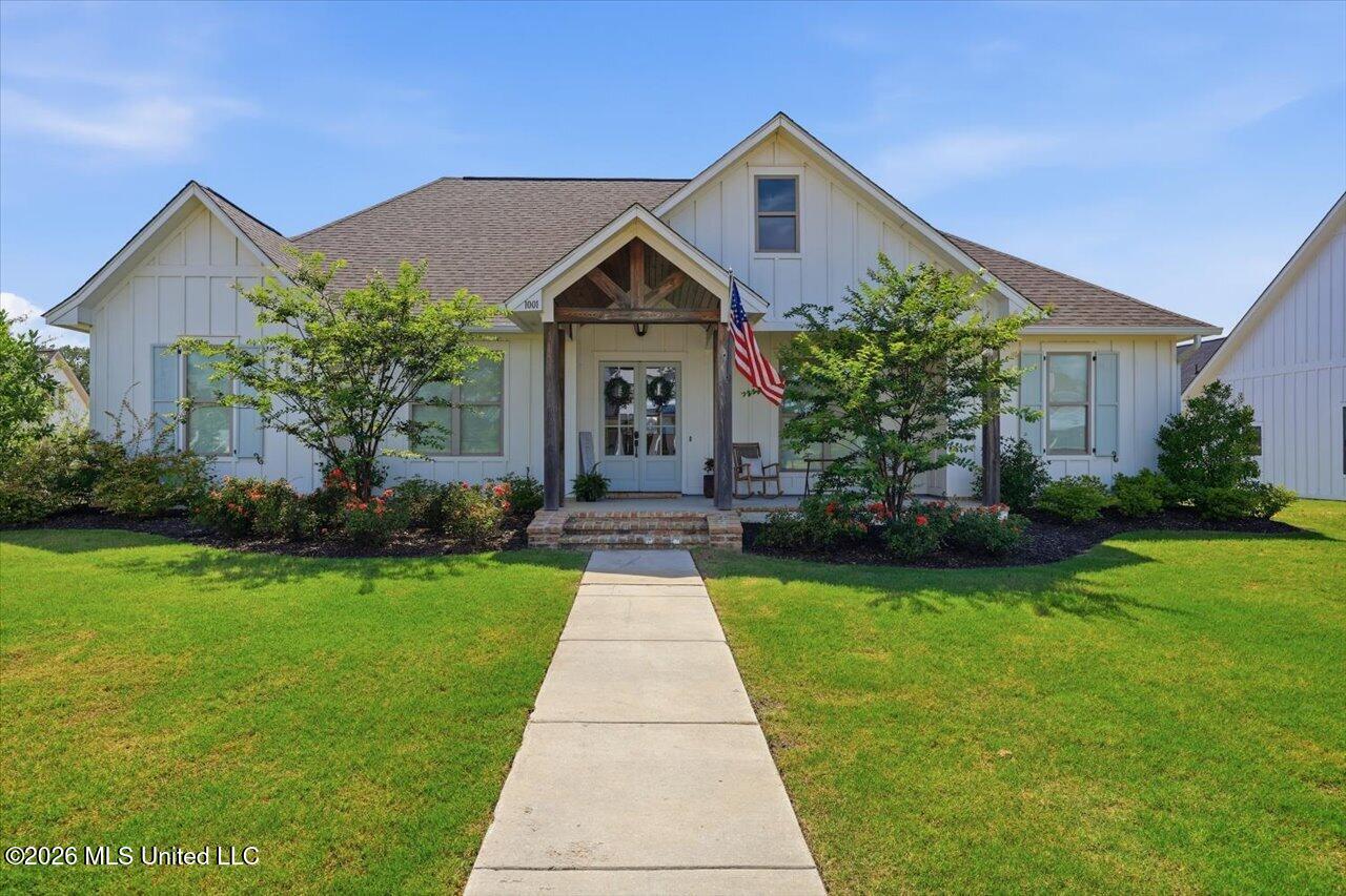 1001 Crepe Myrtle Drive — photo
