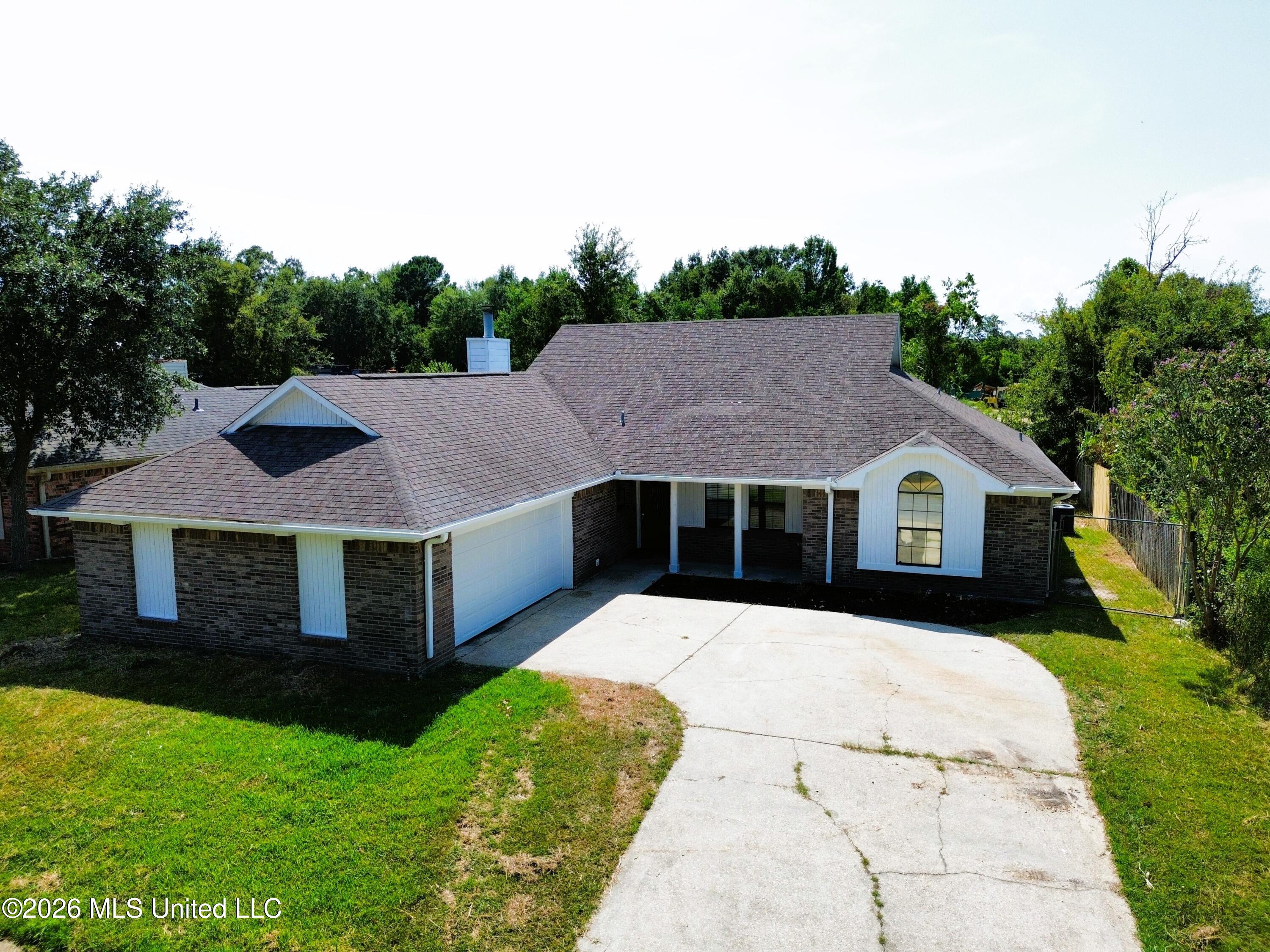 959 Mary Ruth Drive — photo