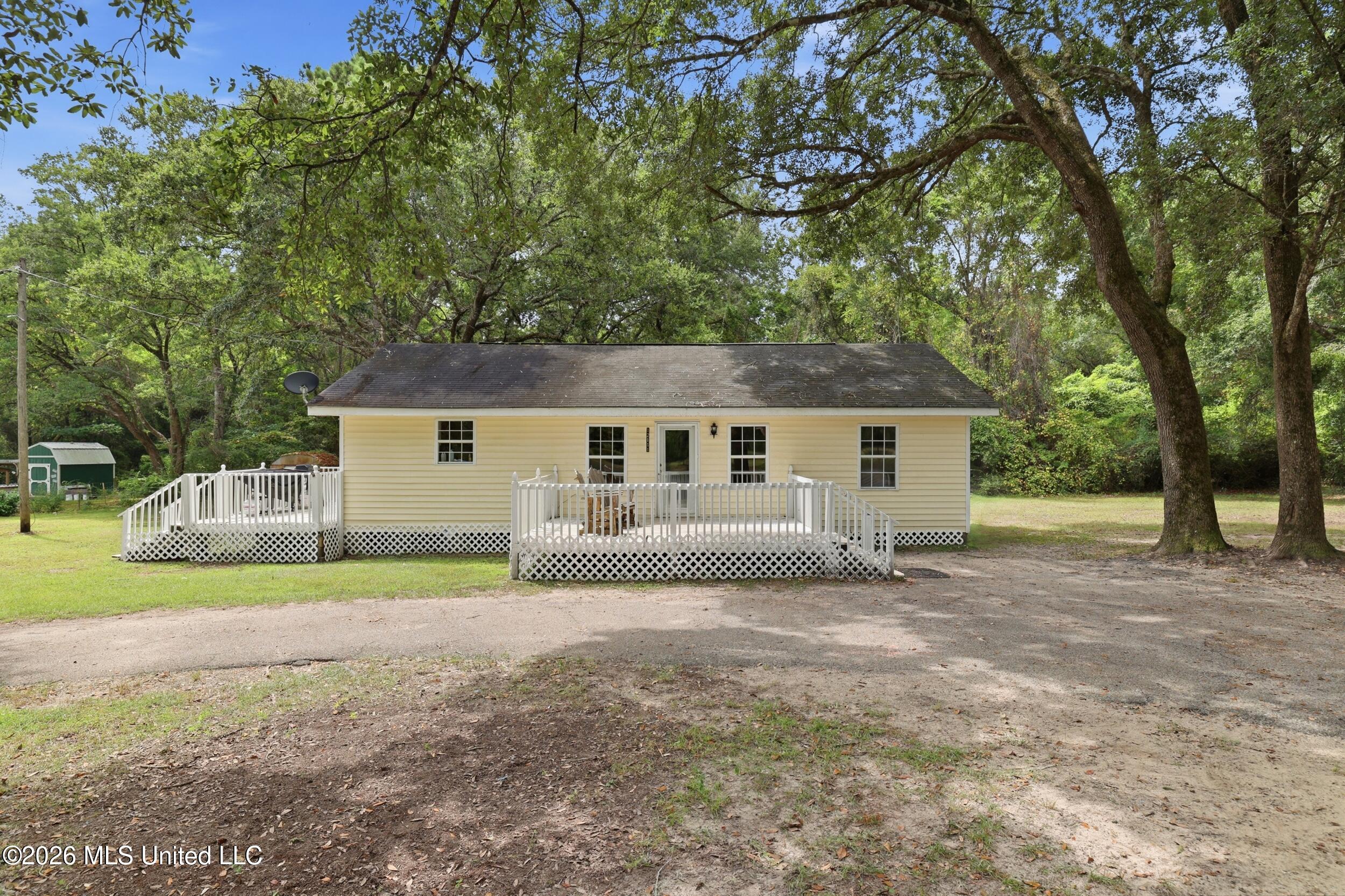 12111 Vidalia Road — photo