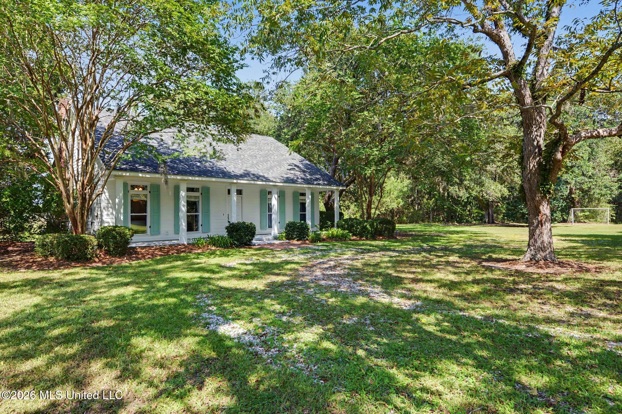 5526 Lancaster Lane — photo