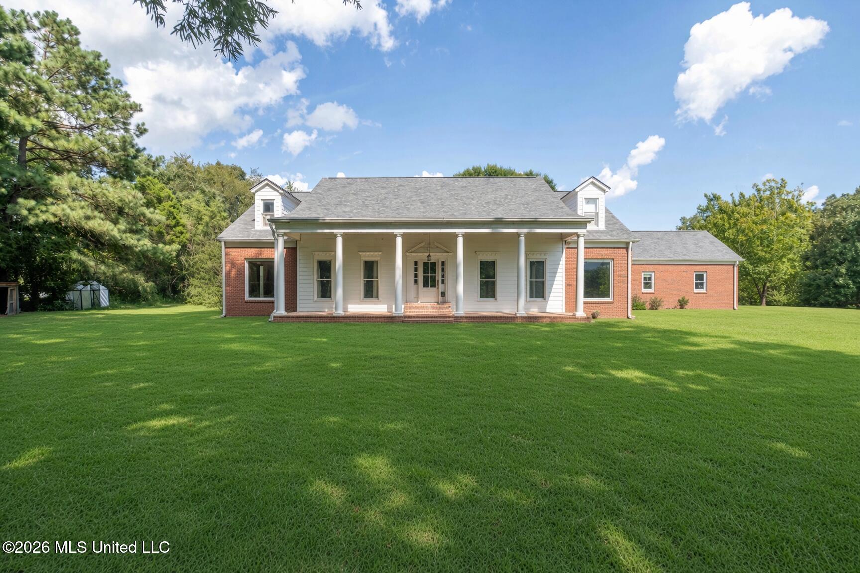 147 Singing Trees Road — photo