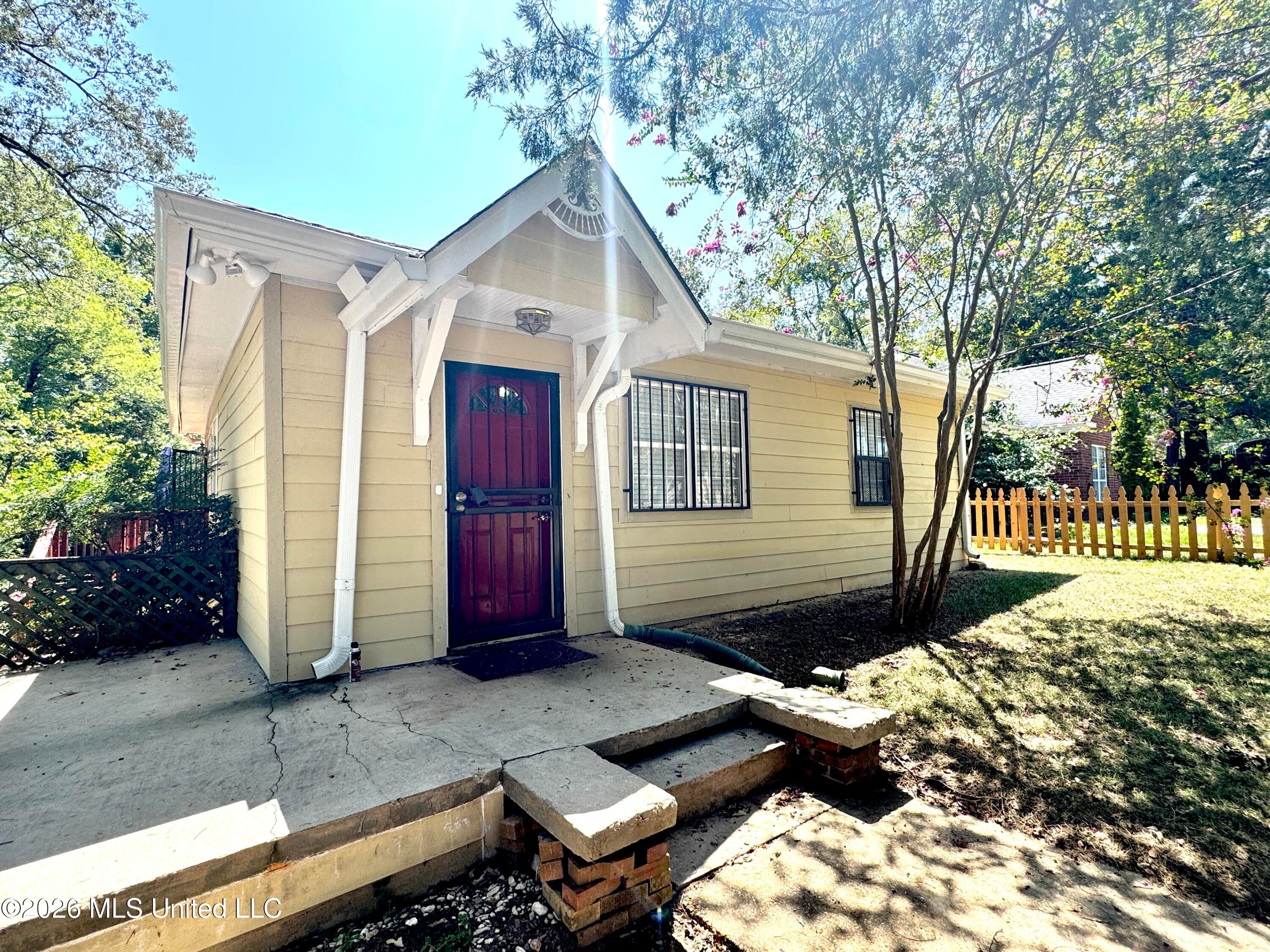 511 Mccluer Road — photo