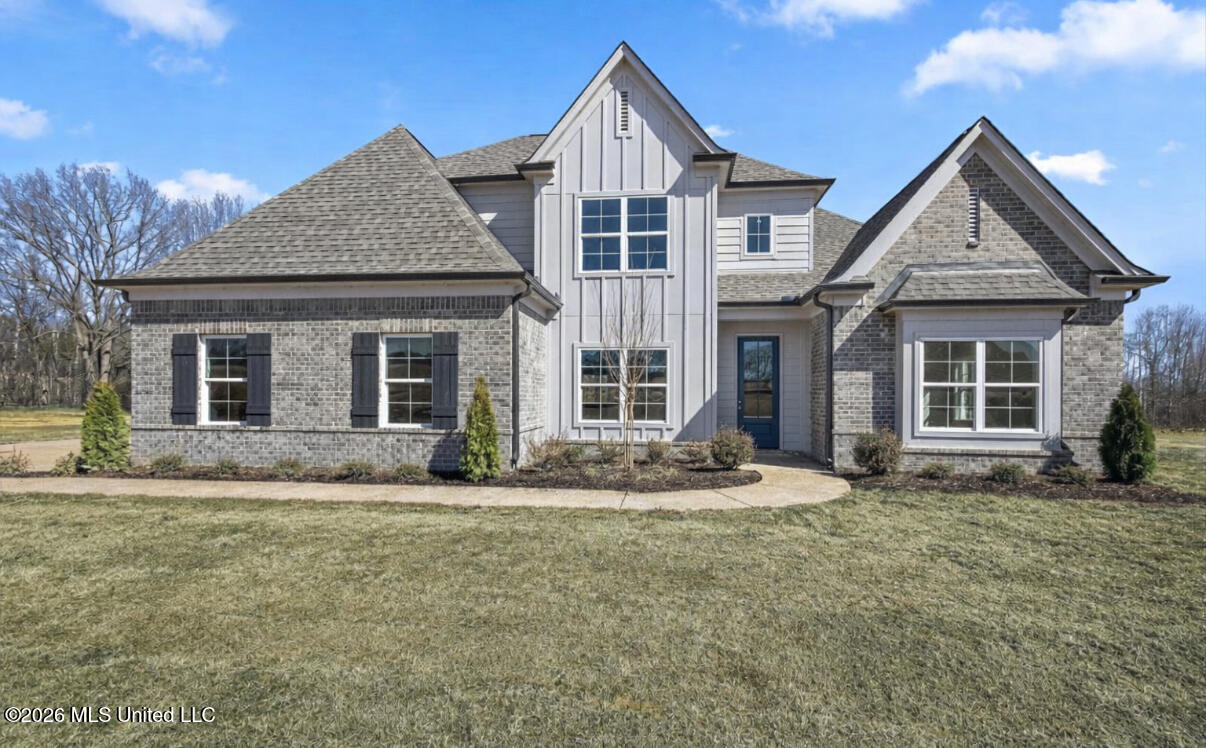 302 Wells Drive — photo