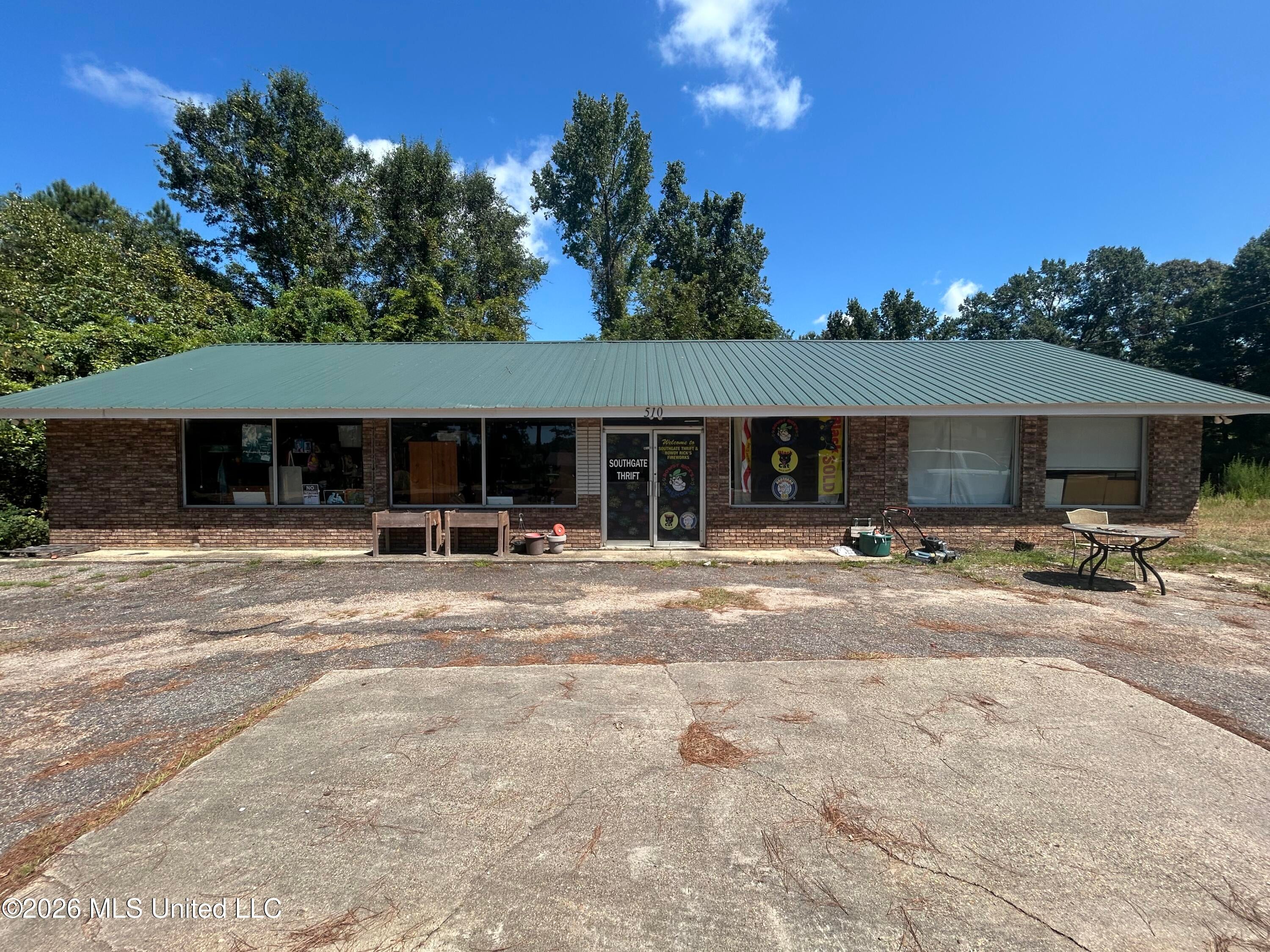510 Southgate Road — photo